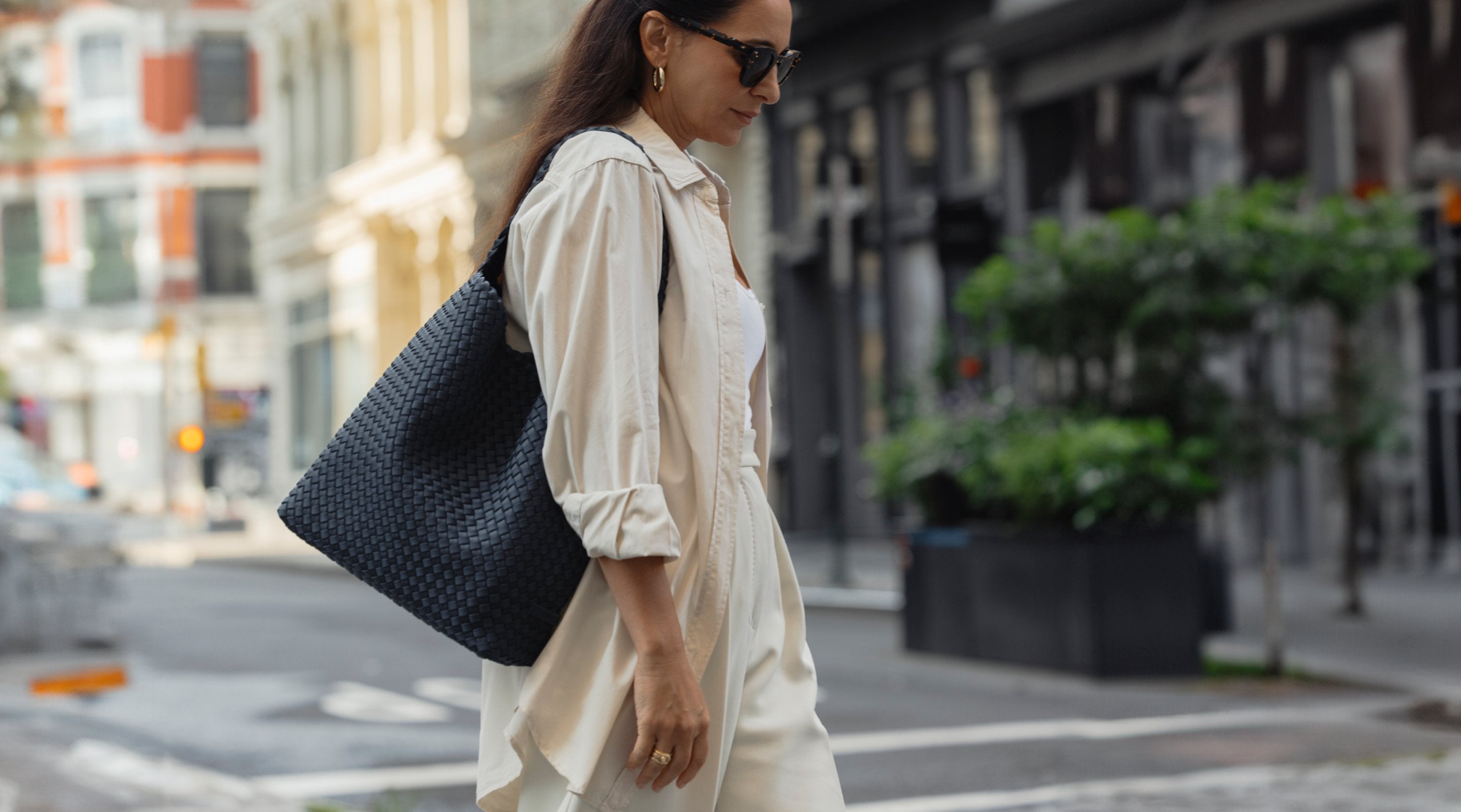 【NAGHEDI/ナゲディ】NOMAD LARGE HOBO Nomad Large Hobo | Cashmere