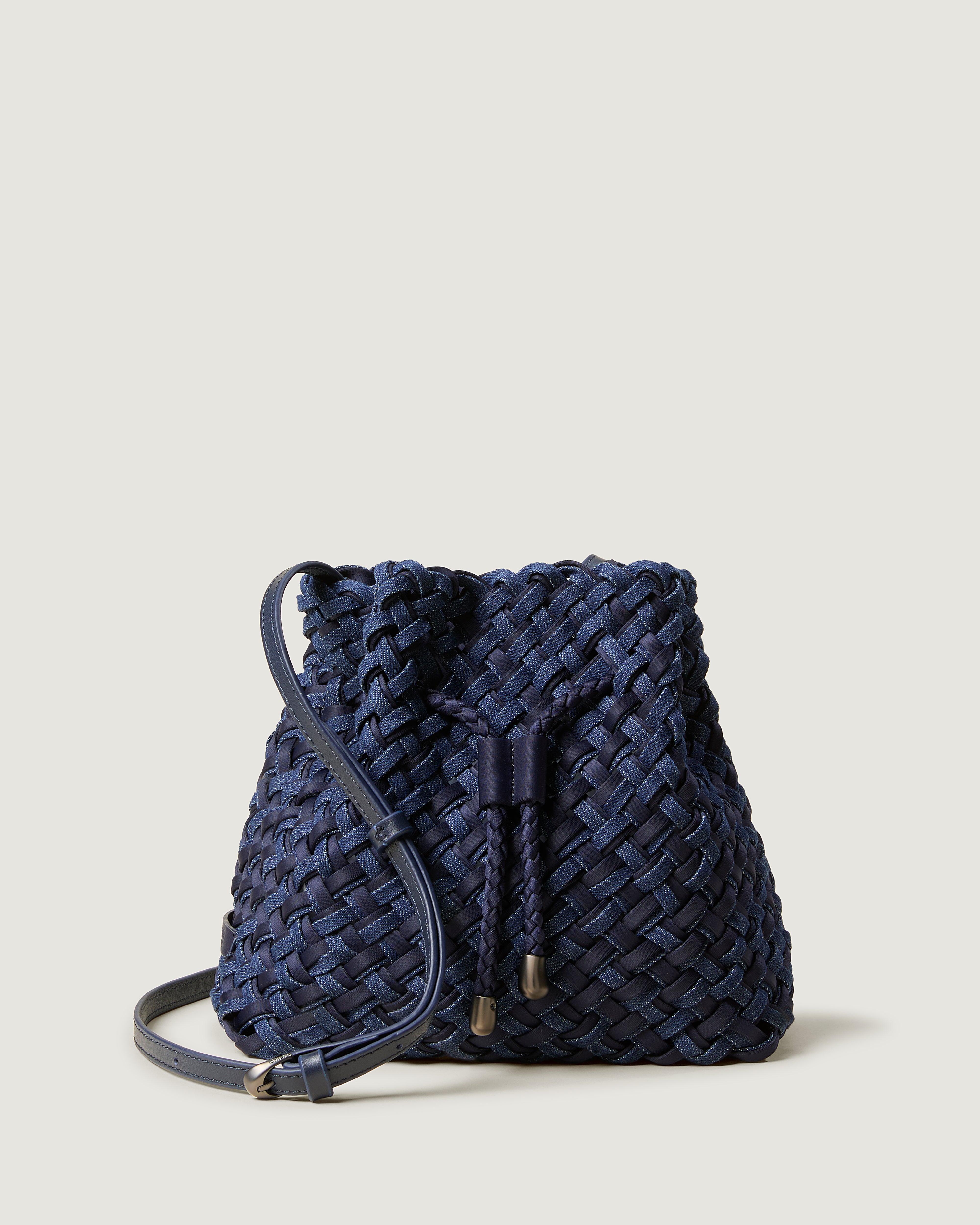 Gramercy_Medium_Bucket_Double_