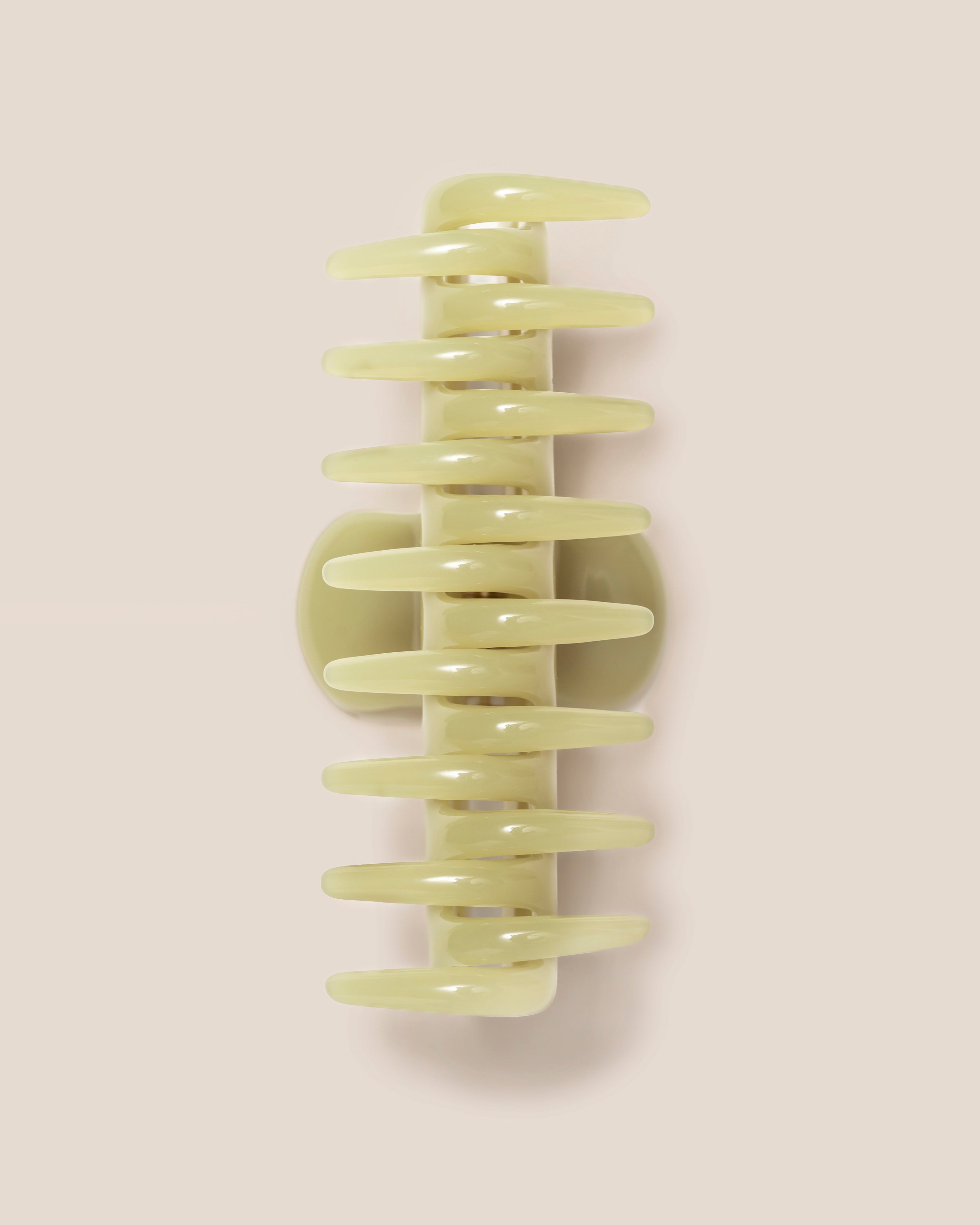 UNDO Hairware No. 4 Claw Clip | Avocado