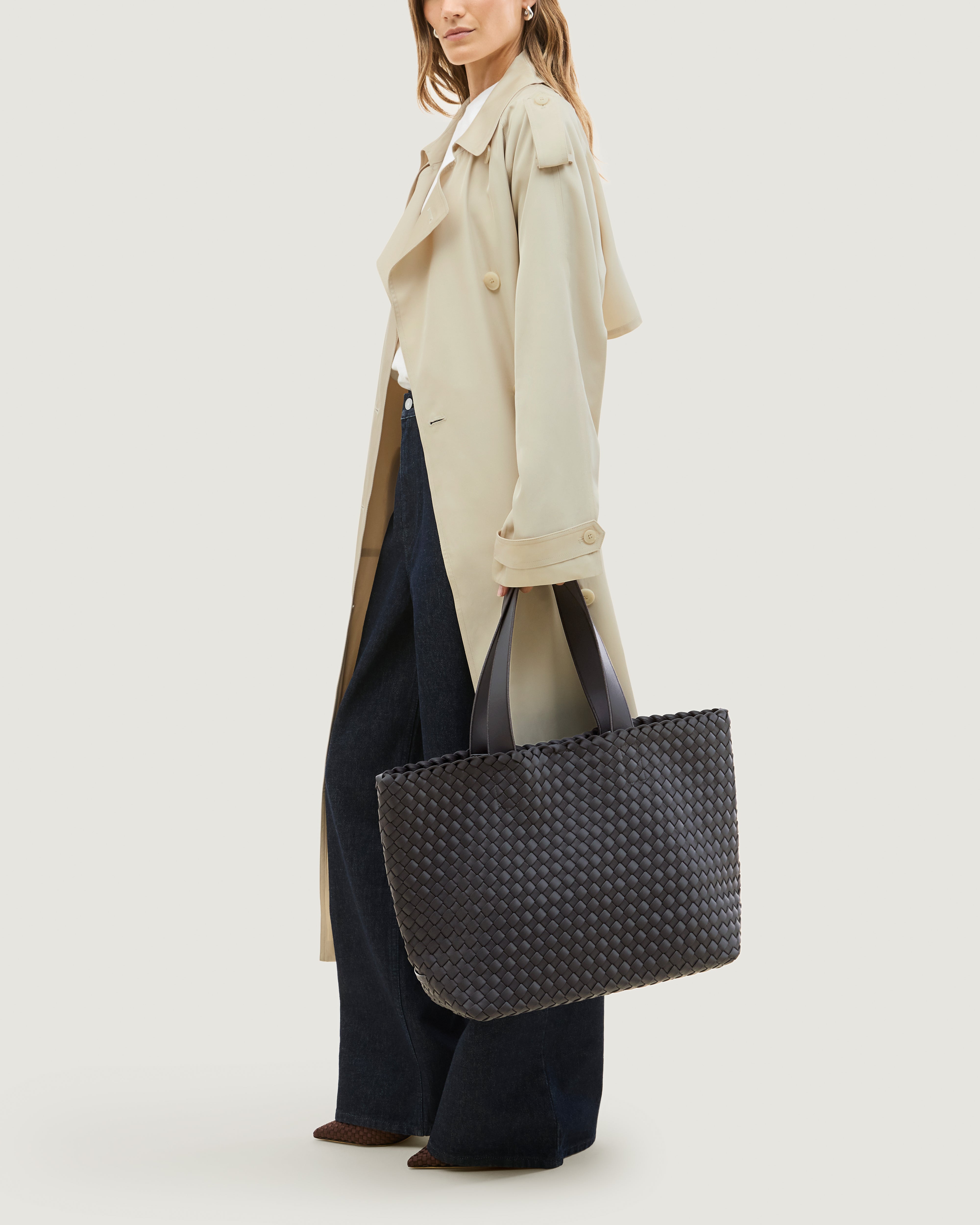 Luxury Woven Totes: The Ultimate Travel & Work Bag | NAGHEDI