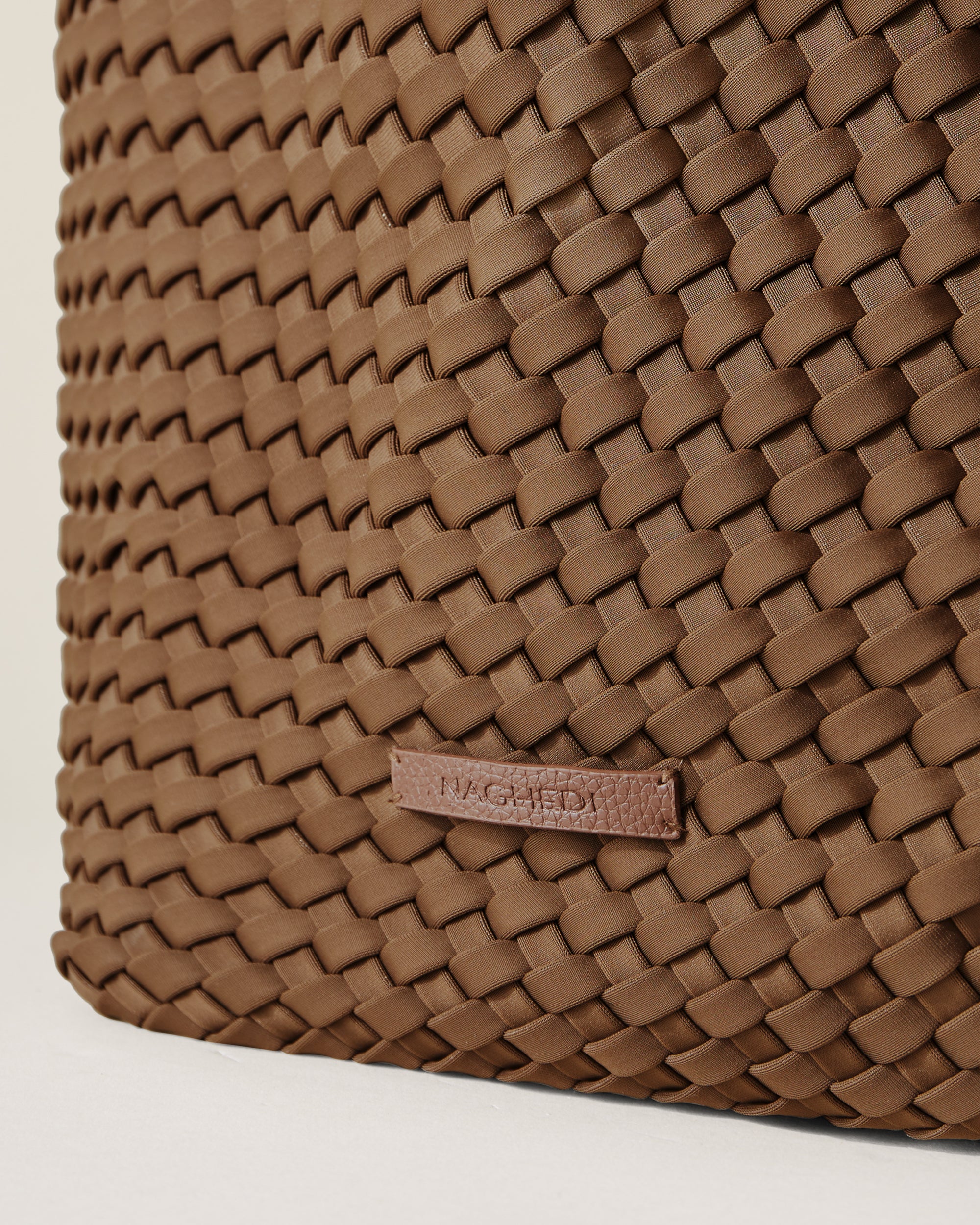 Geneva Weekender in Mink | Detail