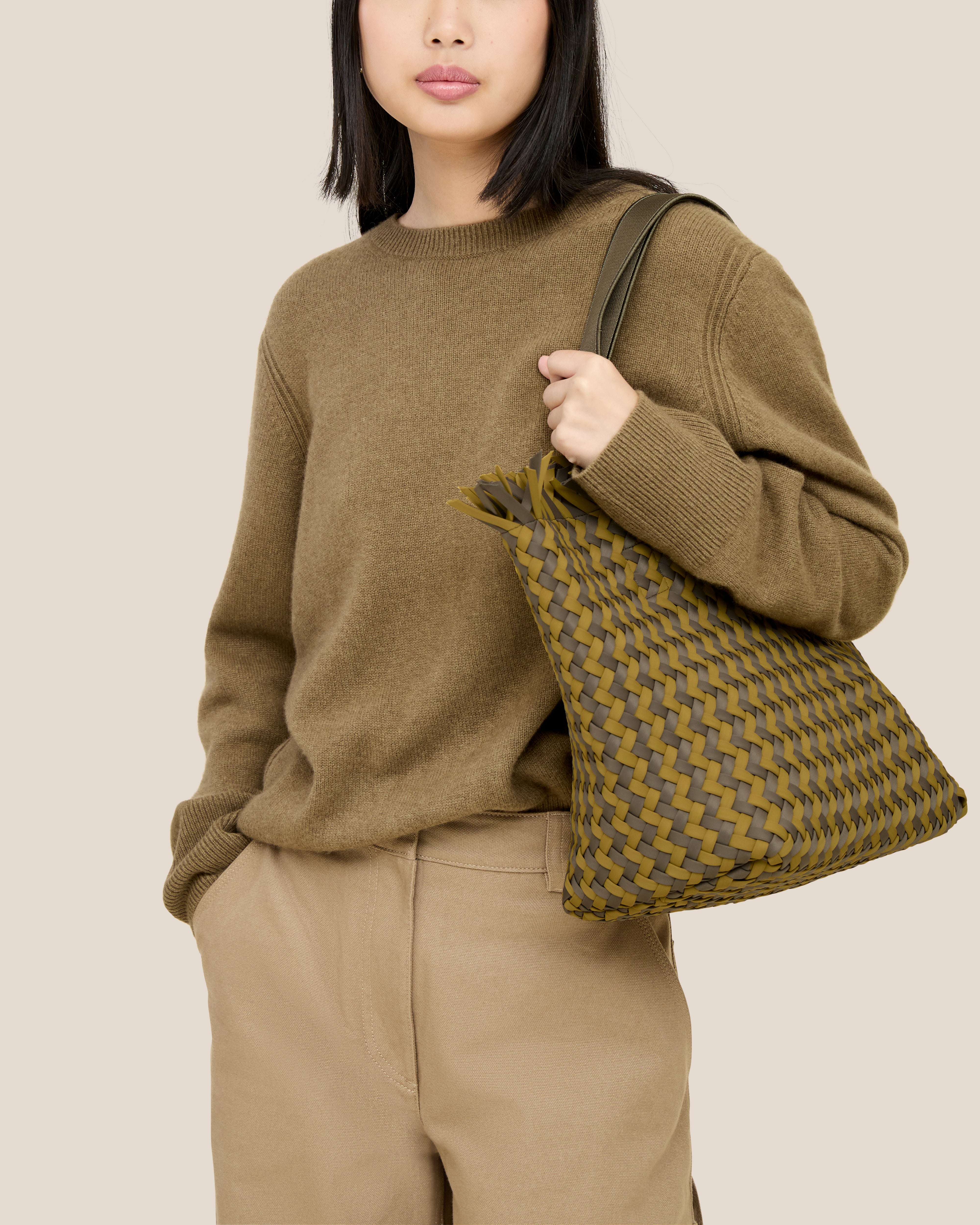 Havana Medium Tote Basketweave | Palma | On Model Close