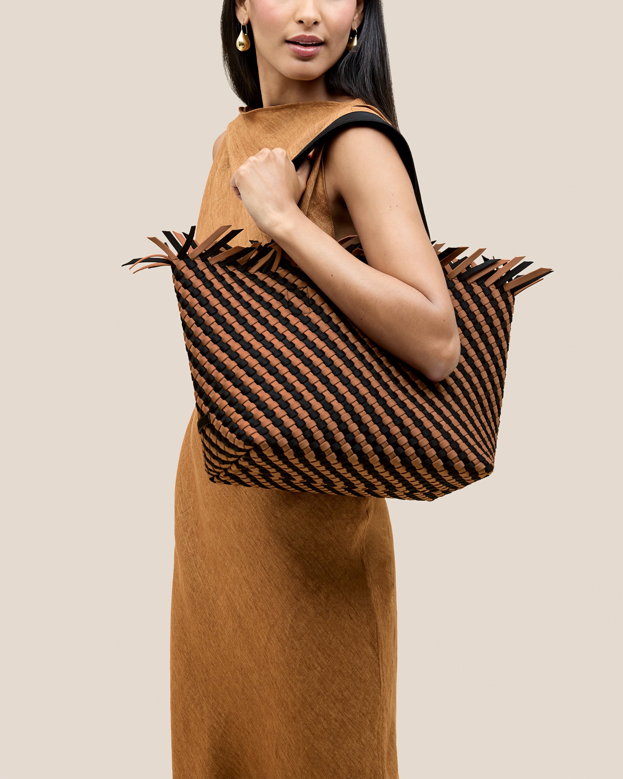 Havana Medium Tote Striped in Algarve | On Model Close Up