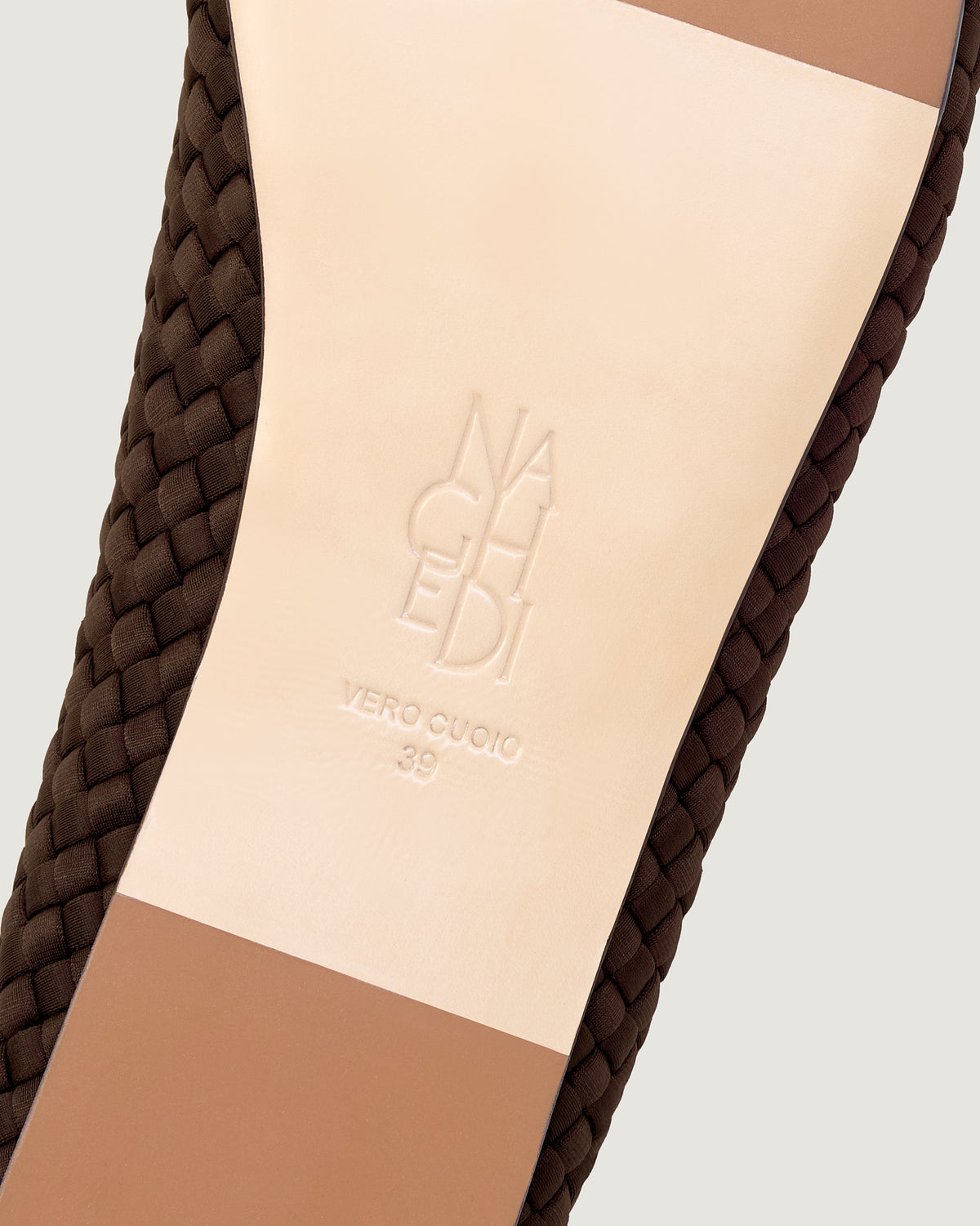 Sole of the Jeju Glove flat in Chocolate