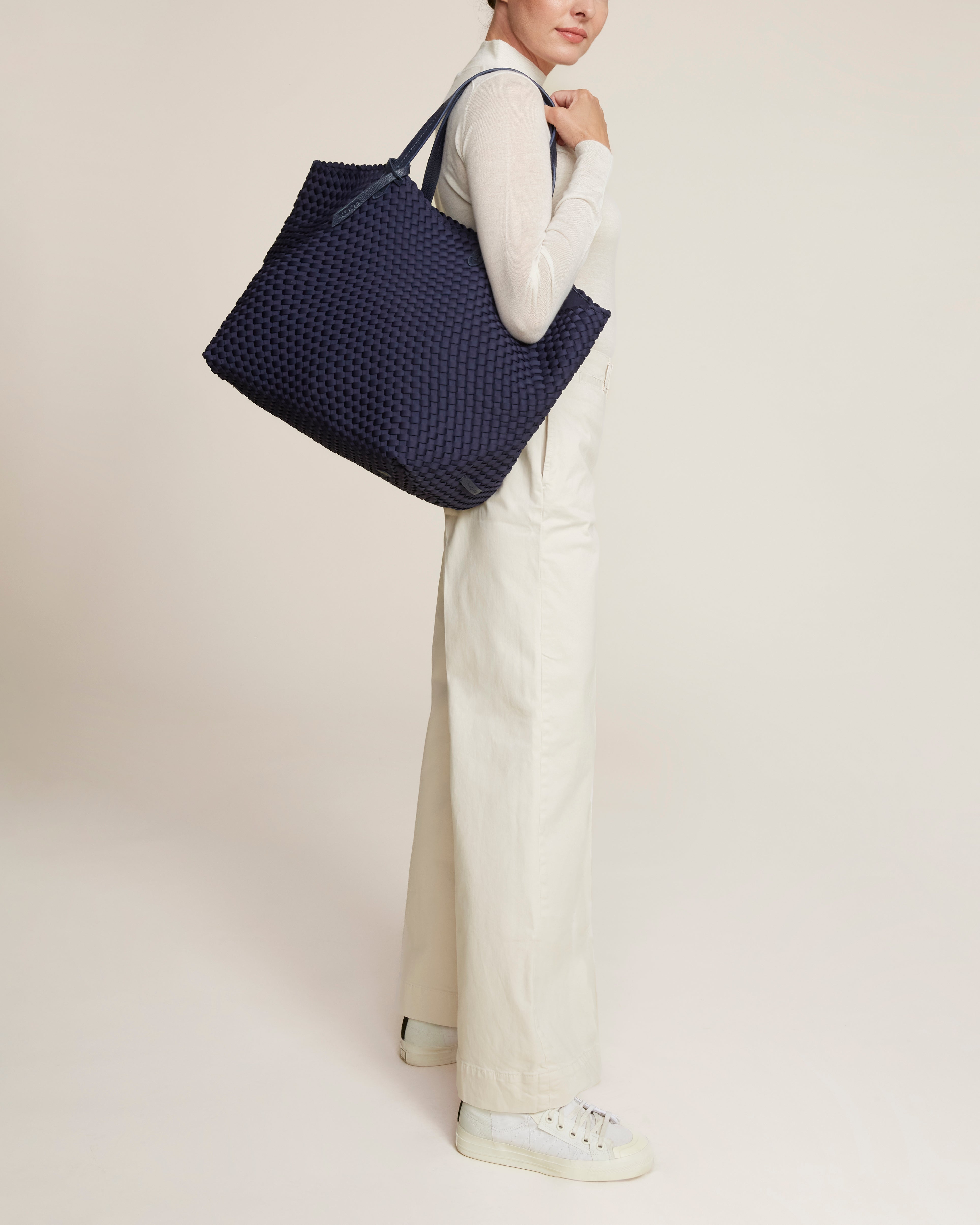 Jetsetter Large Tote | Ink Blue | Pouch