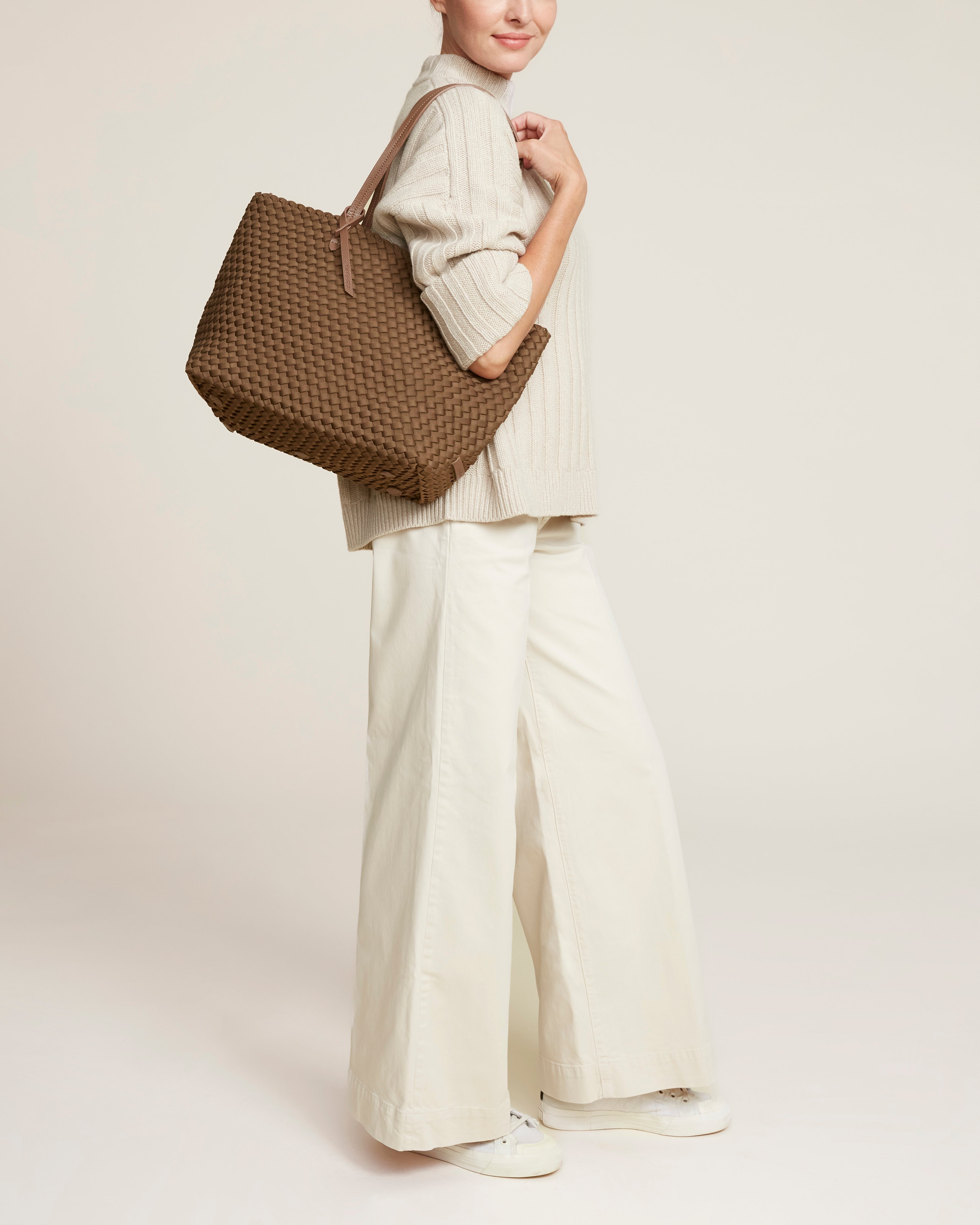 Jetsetter Small Tote | Mink | Pouch