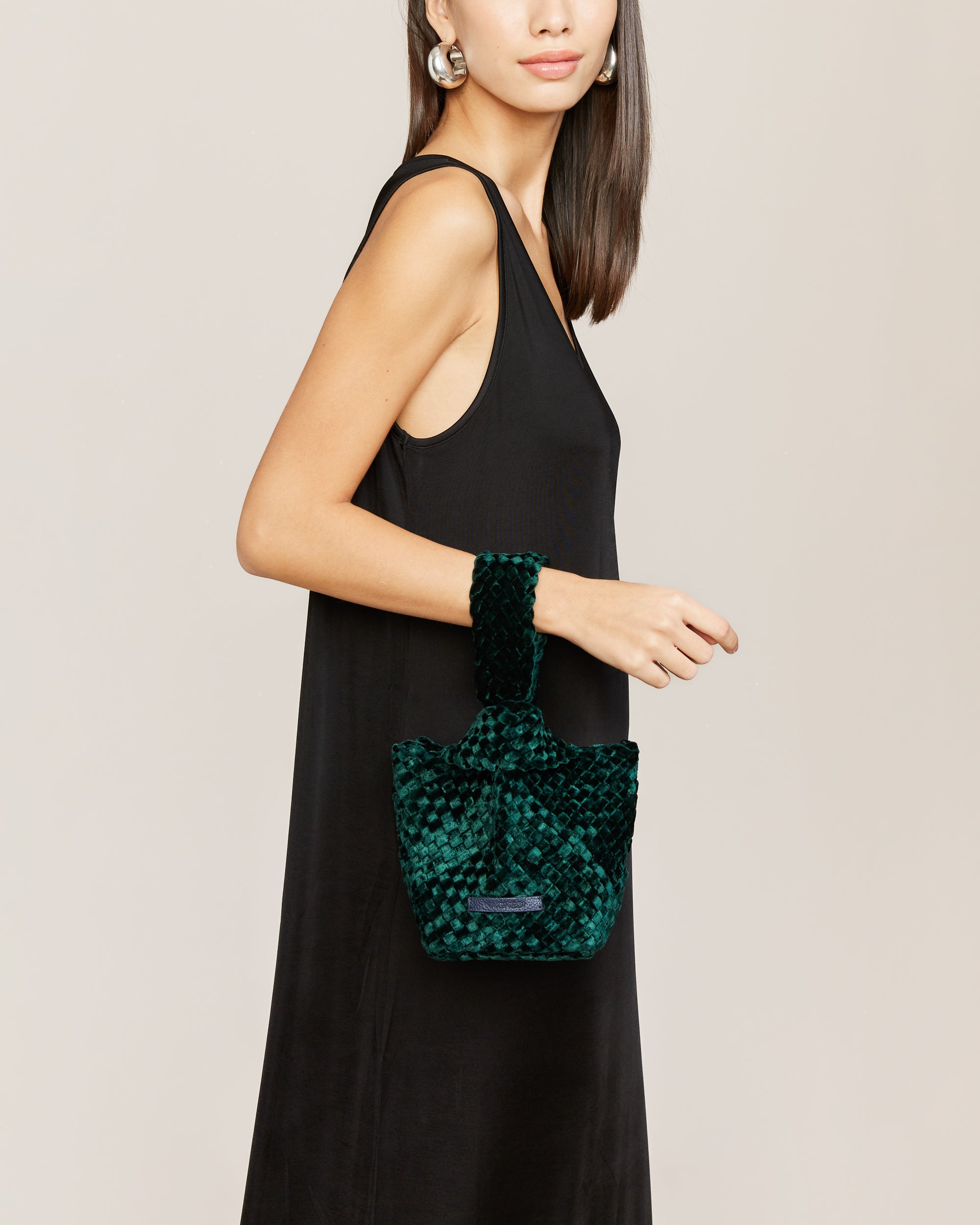 Kyoto Clutch Velvet in Emerald | On Model Close Up