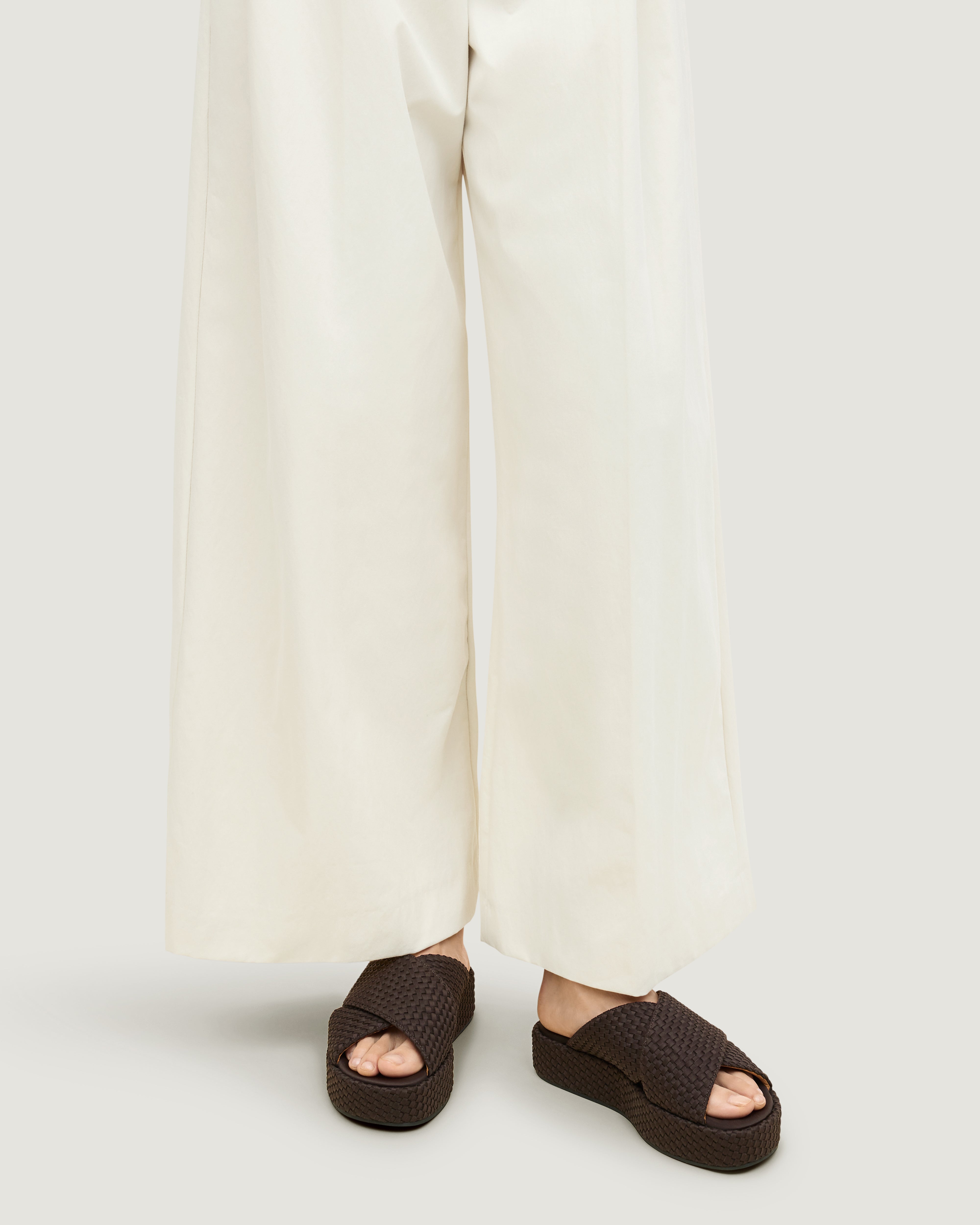 The Laguna Platform in Chocolate shown on model.
