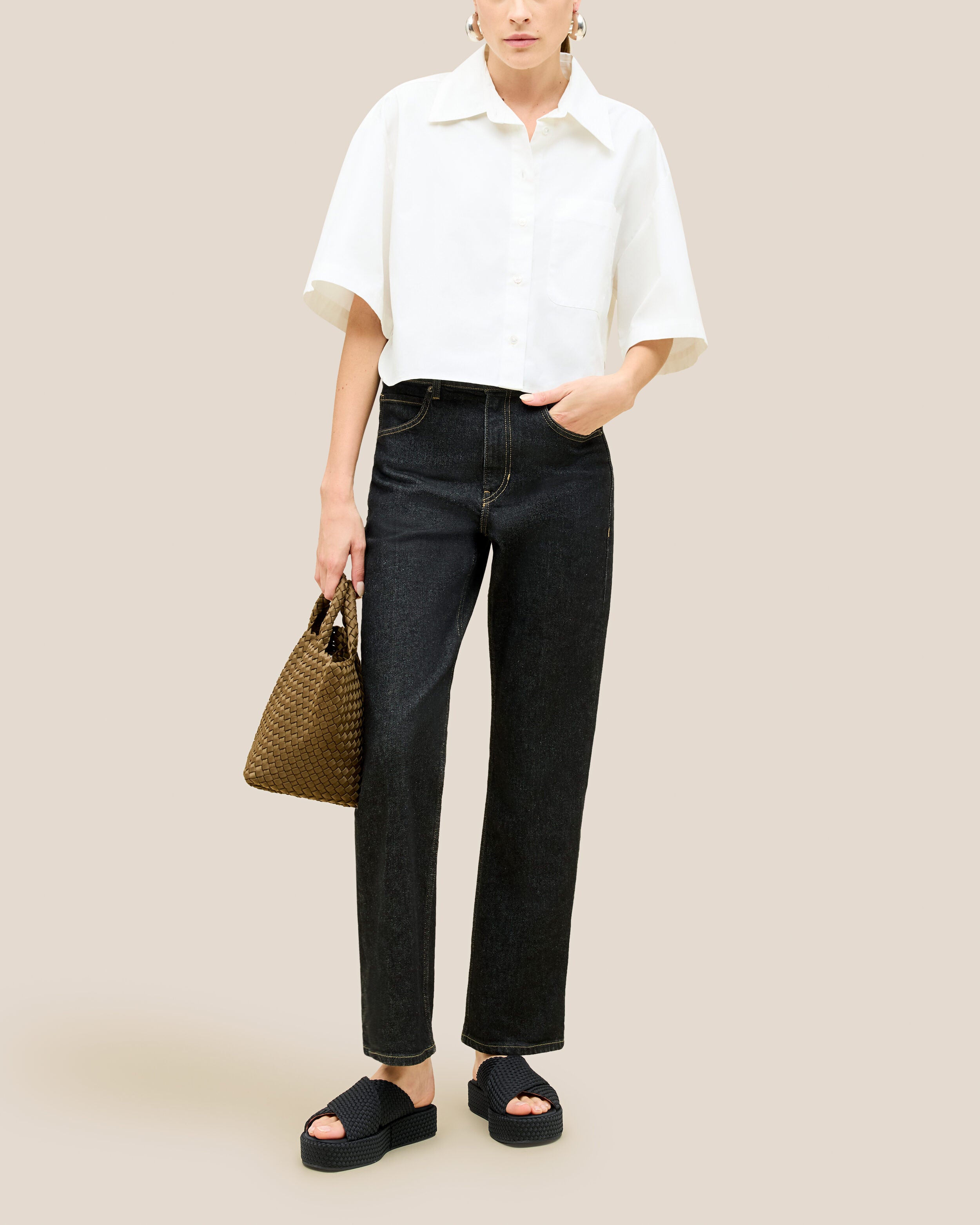 The Laguna Platform in Onyx shown on model.