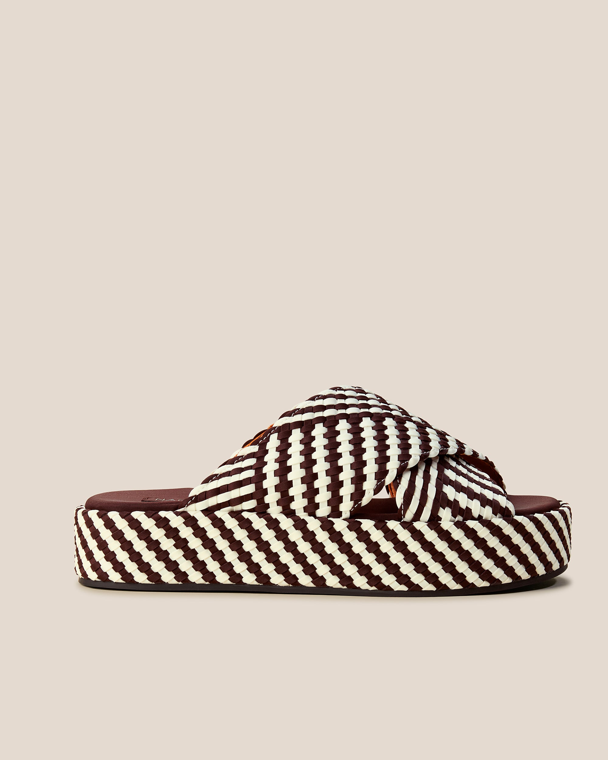 Laguna Platform Striped Geo in Roma | Main
