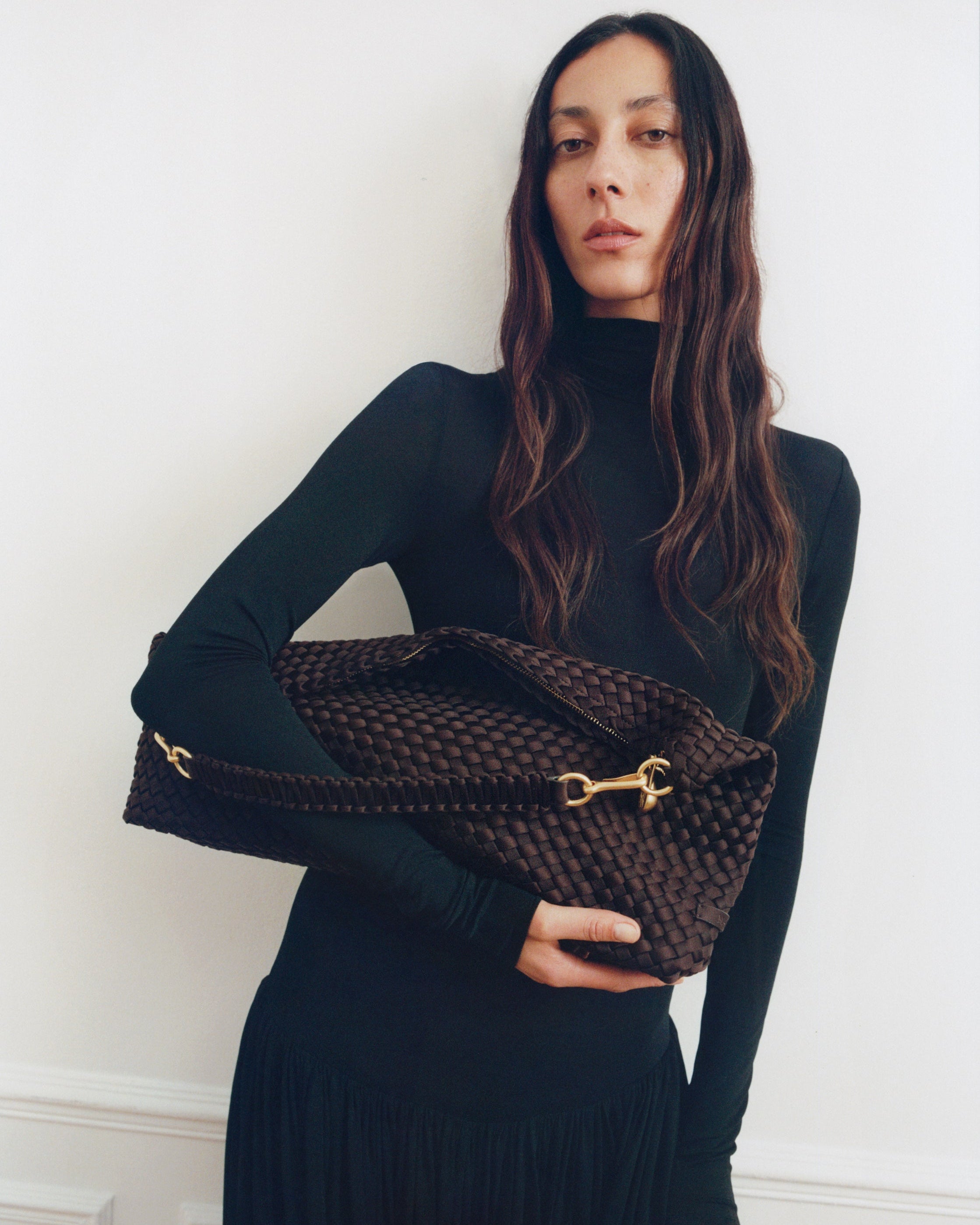 Porto Medium Half-Moon Bag | Chocolate