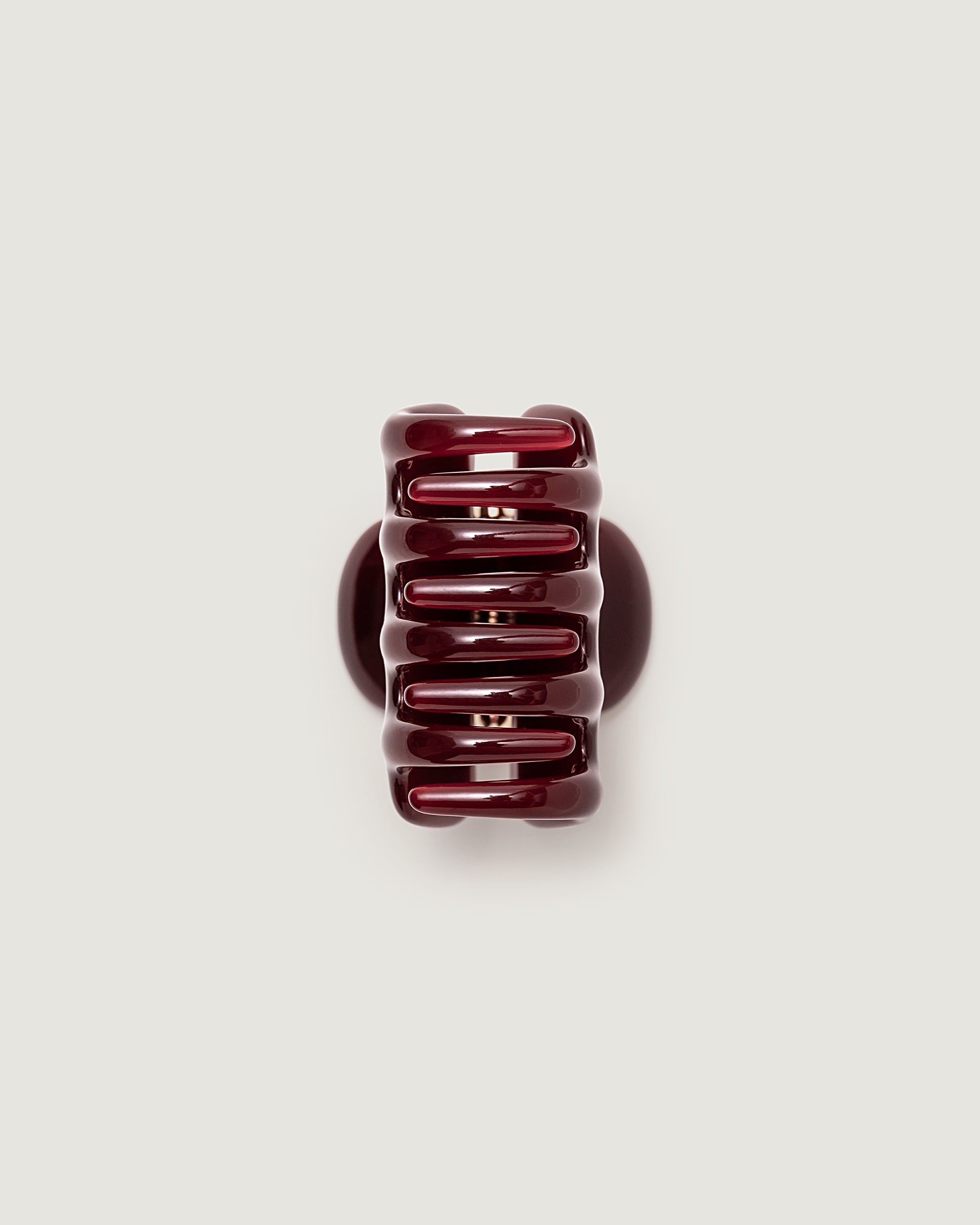 UNDO Hairware No. 2 Claw Clip in Bordeaux | Detail