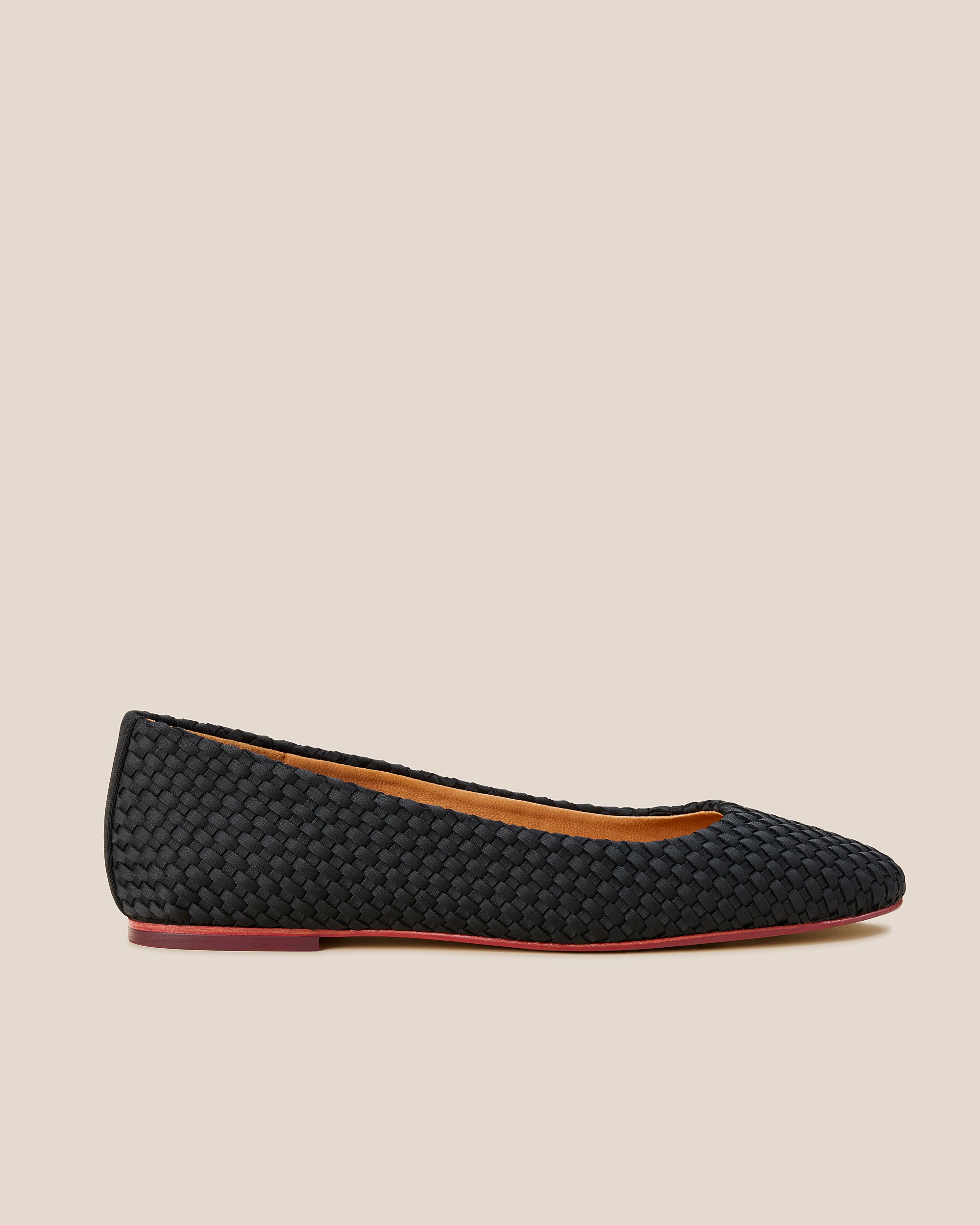 Nomad Ballet Flat in Onyx | Main