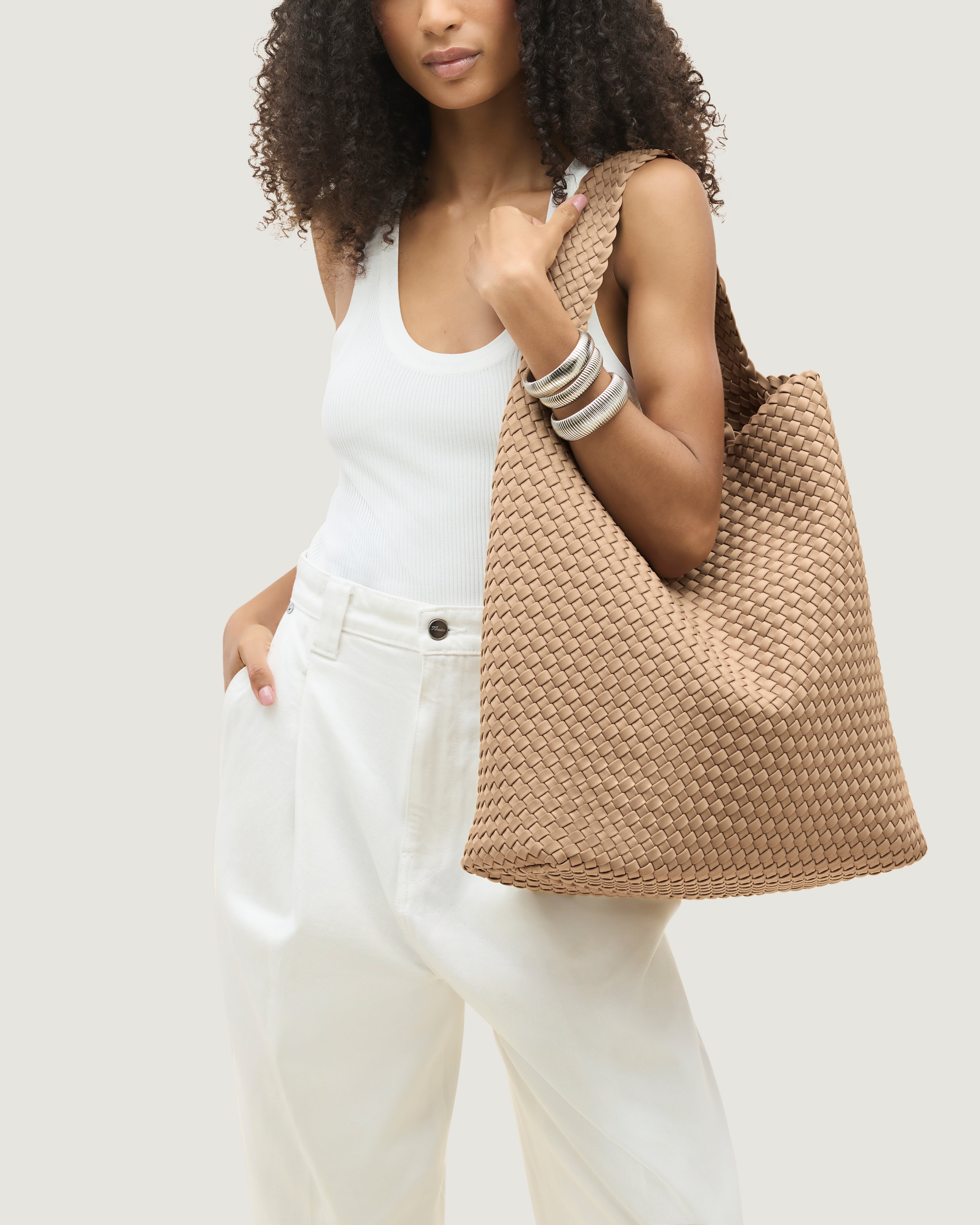 Nomad Large Hobo | Camel