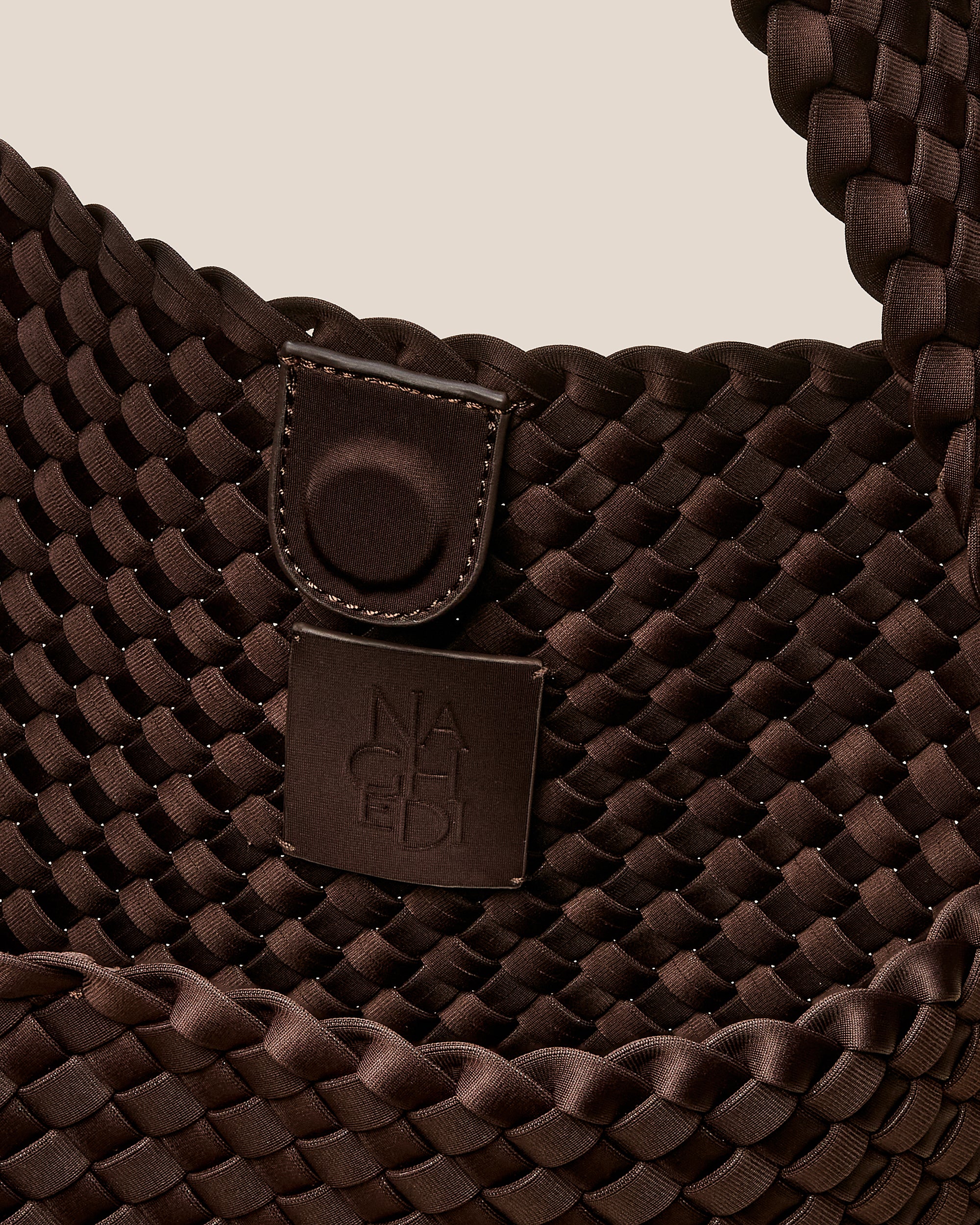 NAGHEDI / ナゲディ Nomad Small Hobo ブラウン Nomad Medium Hobo | Chocolate