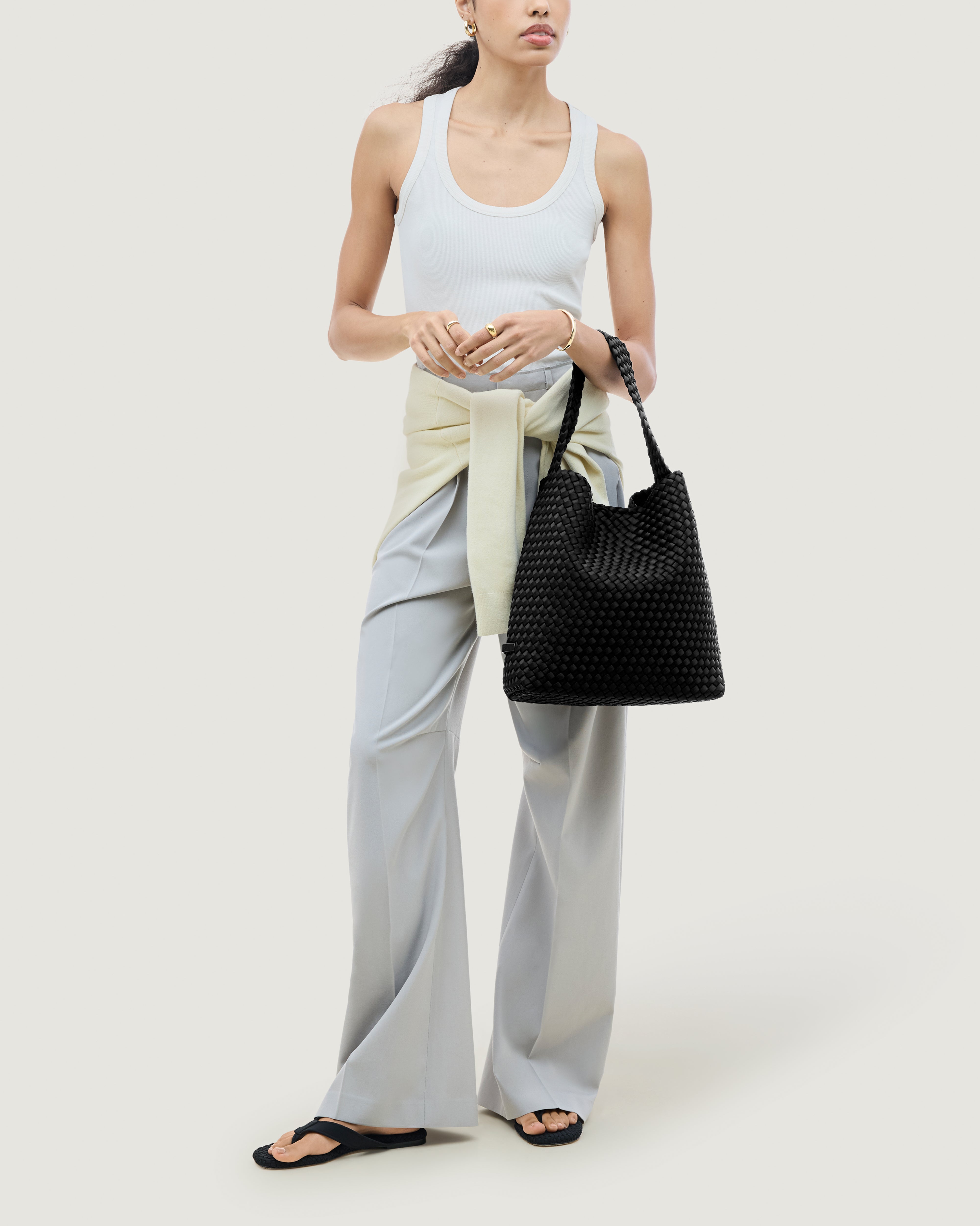 Nomad Medium Hobo | Onyx