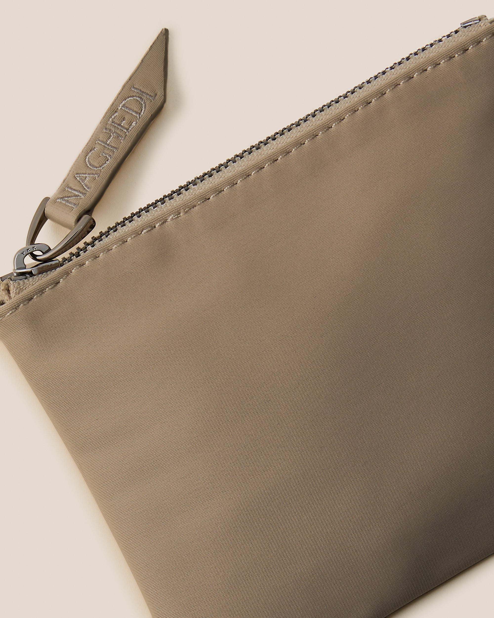 Nomad Small Hobo in Cashmere | Pouch
