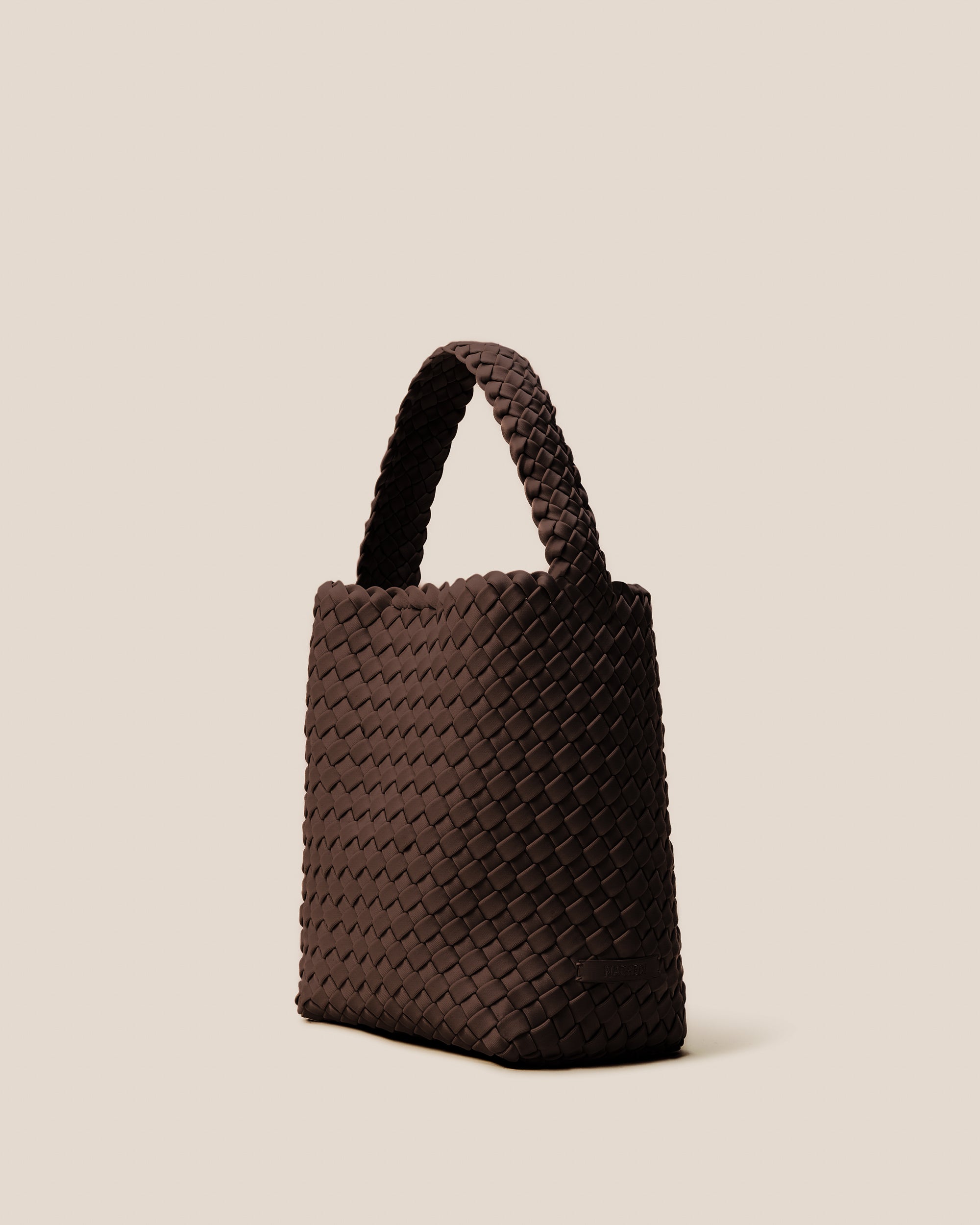 大人気！【NAGHEDI】Nomad Small Hobo Nomad Small Hobo | Napa