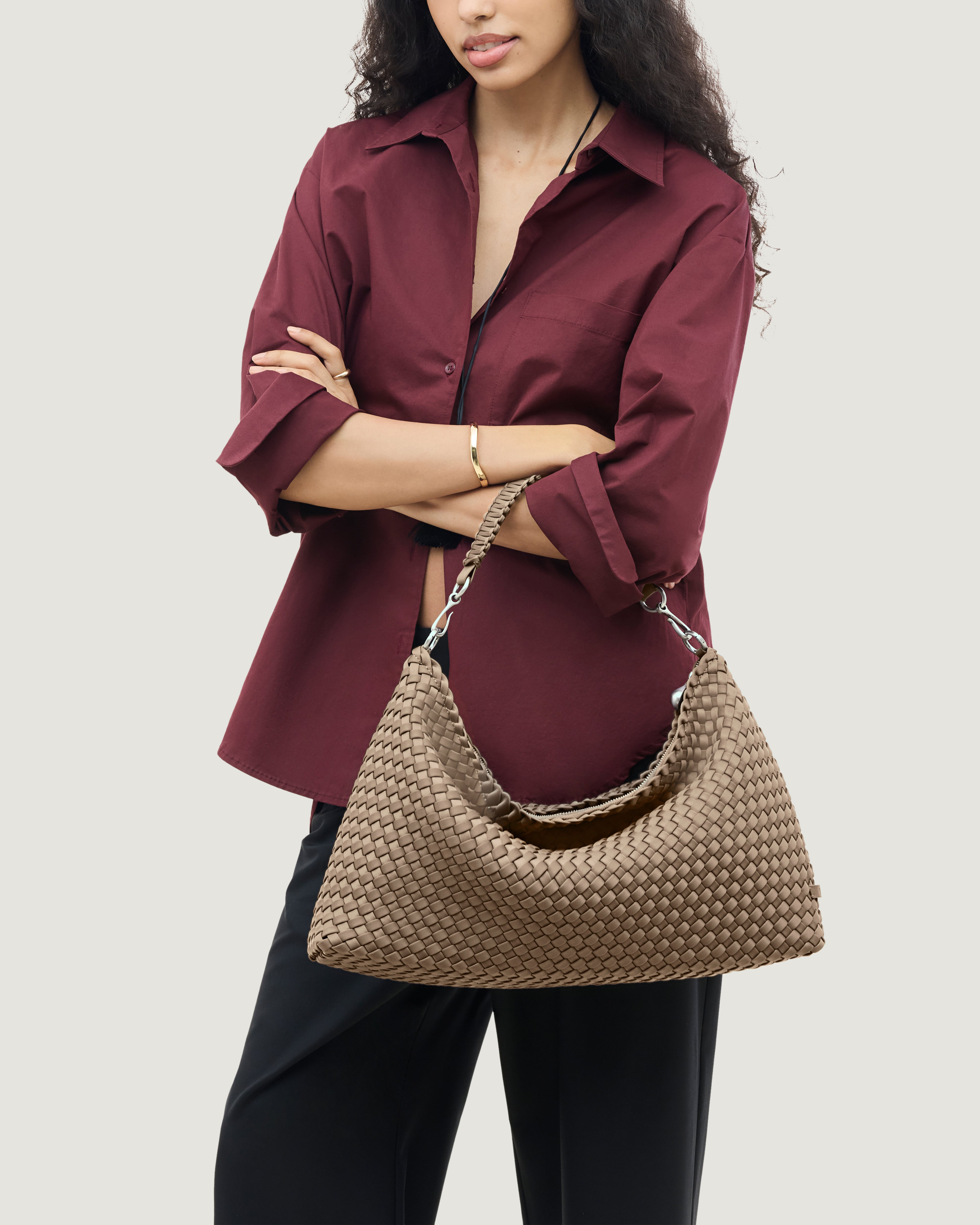 Nomad Medium Hobo | Onyx