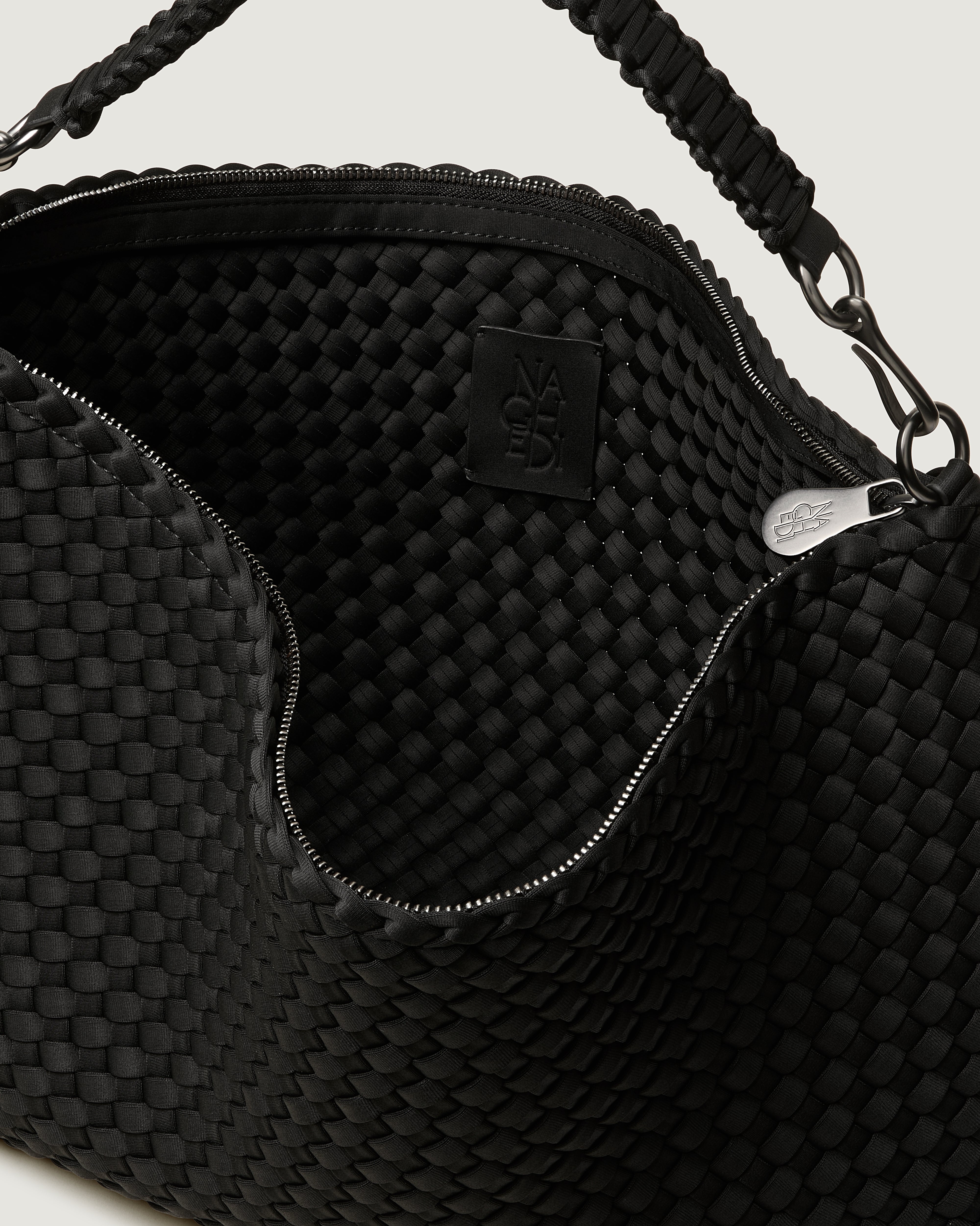 Porto Medium Half-Moon Bag | Onyx