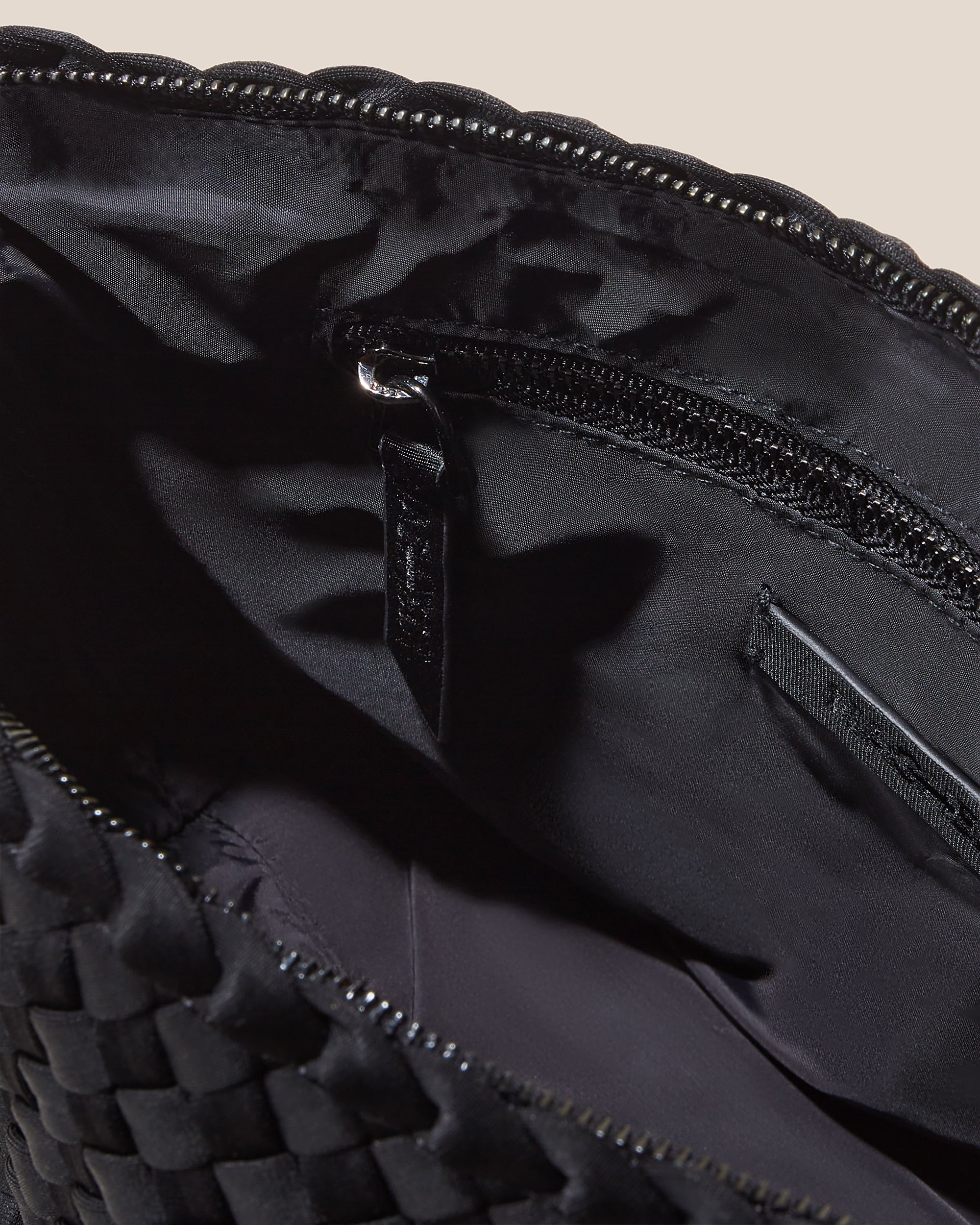Portofino Medium Cosmetic Pouch in Onyx | Interior