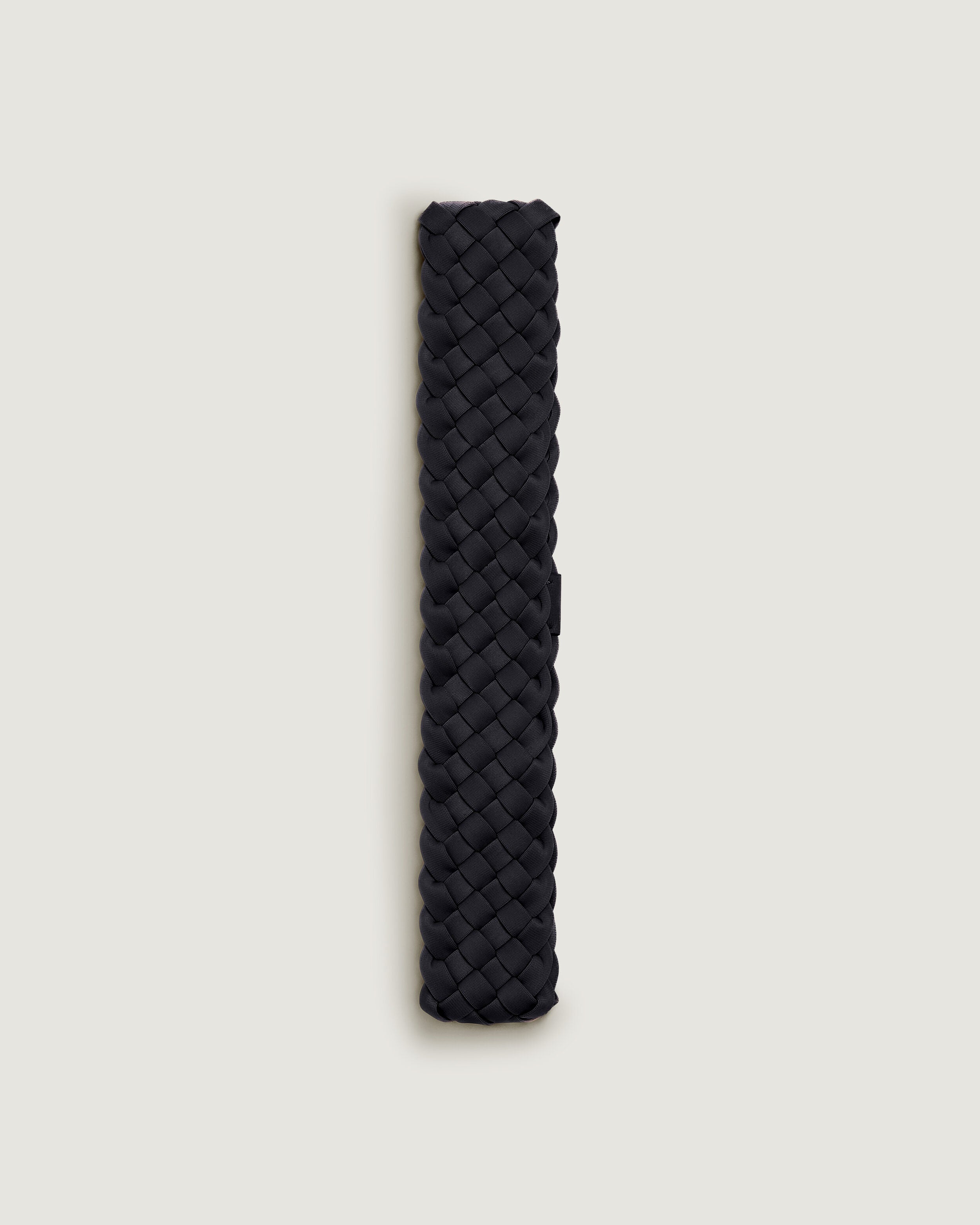 Rivage Headband in Onyx, a true black tone.