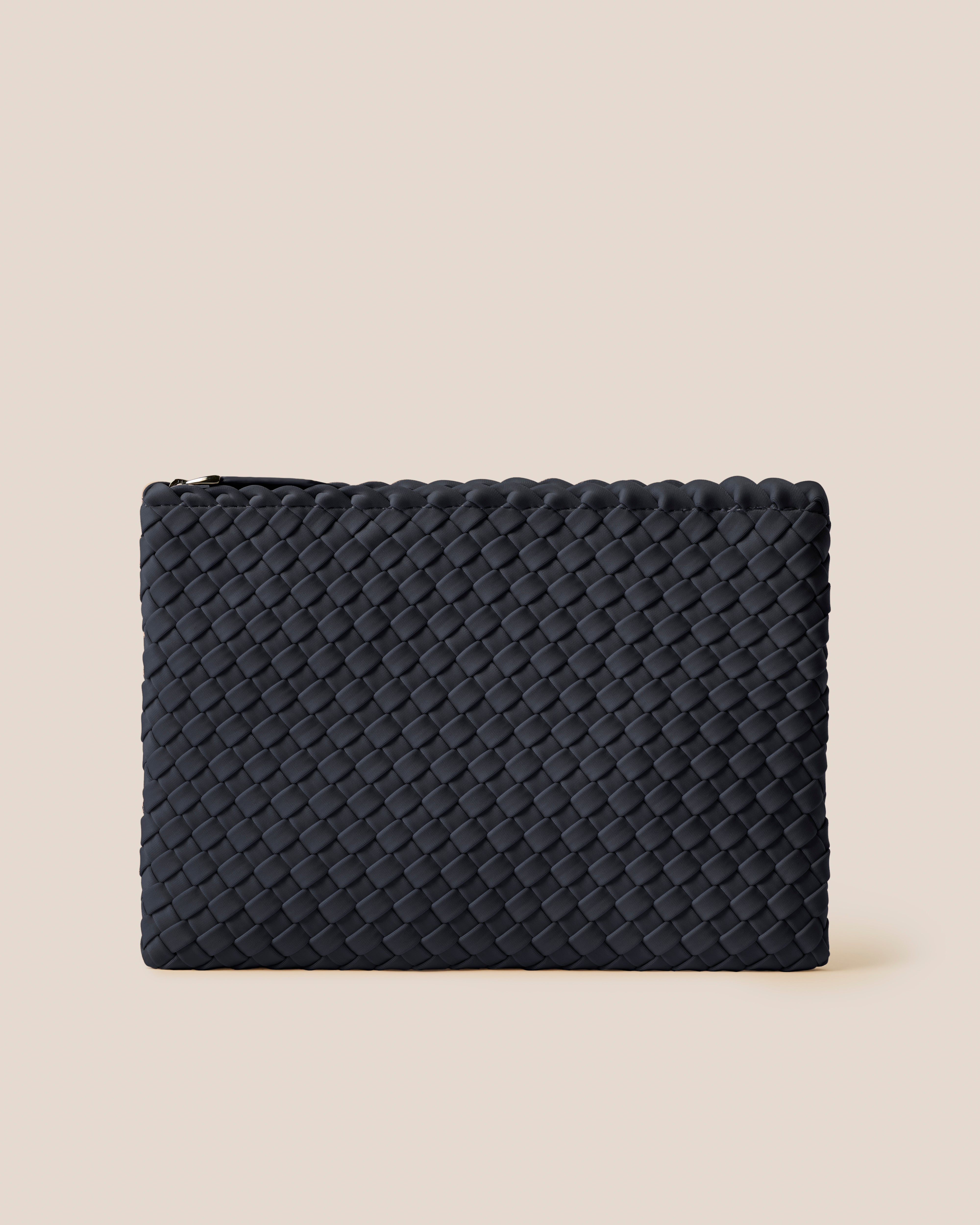 Salina Medium Pouch | Onyx | Main