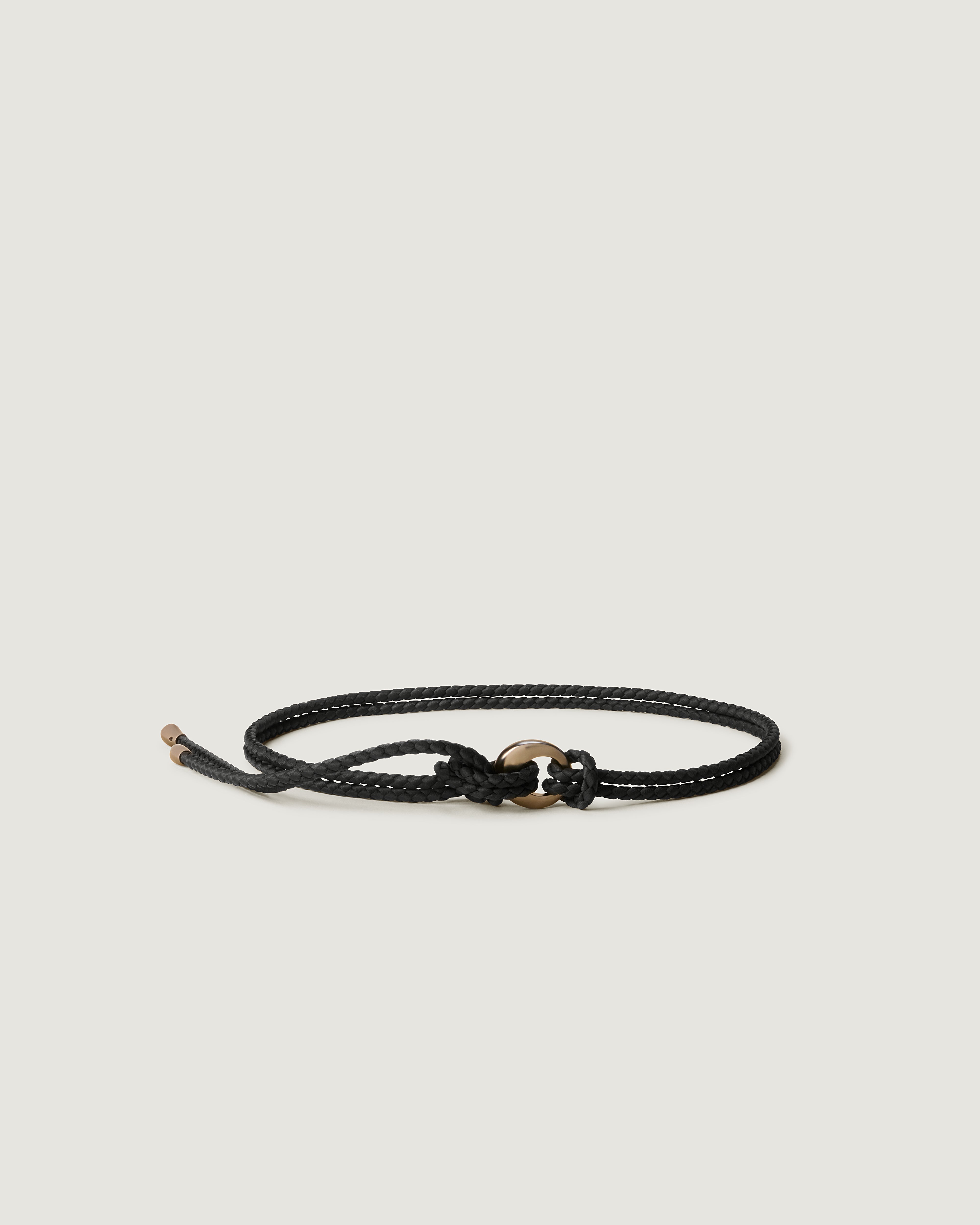 Main view of the Salta Belt in Onyx in handwoven neoprene. Featuring custom hardware and an adjustable fit.