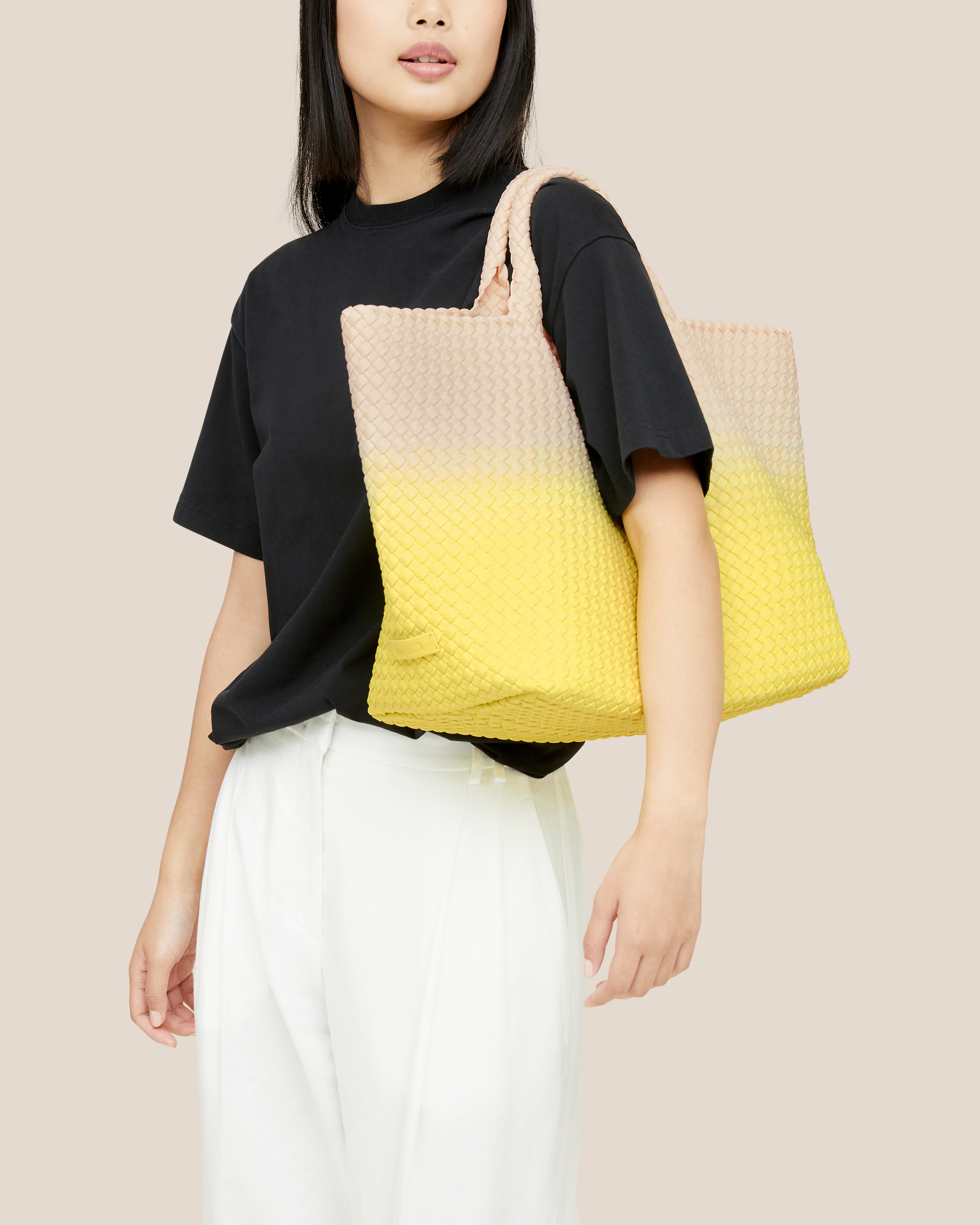 St. Barths Large Tote Dip Dyed | Ginkgo | On Model Close