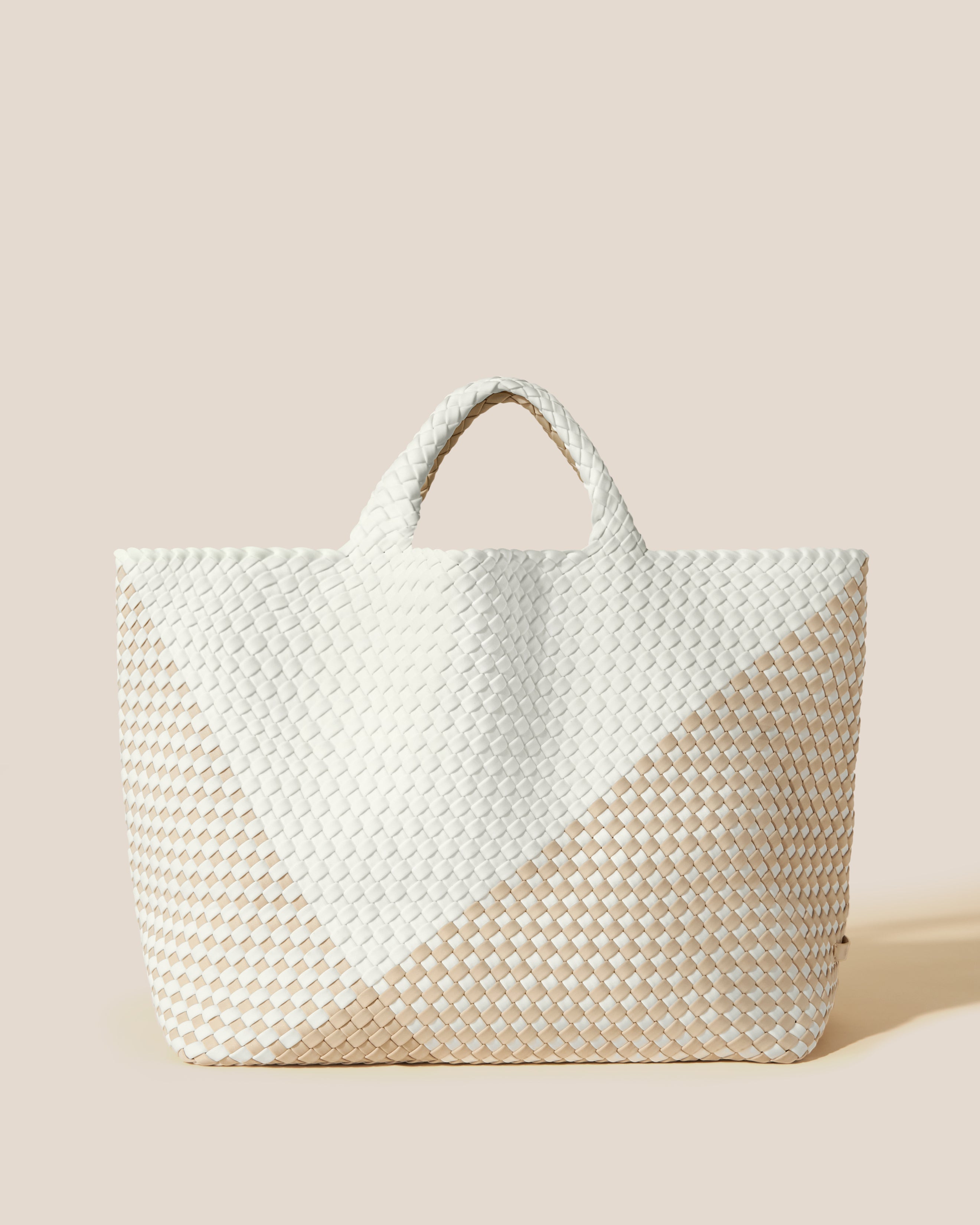 St. Barths Large Tote Graphic Geo | Athena | Exterior