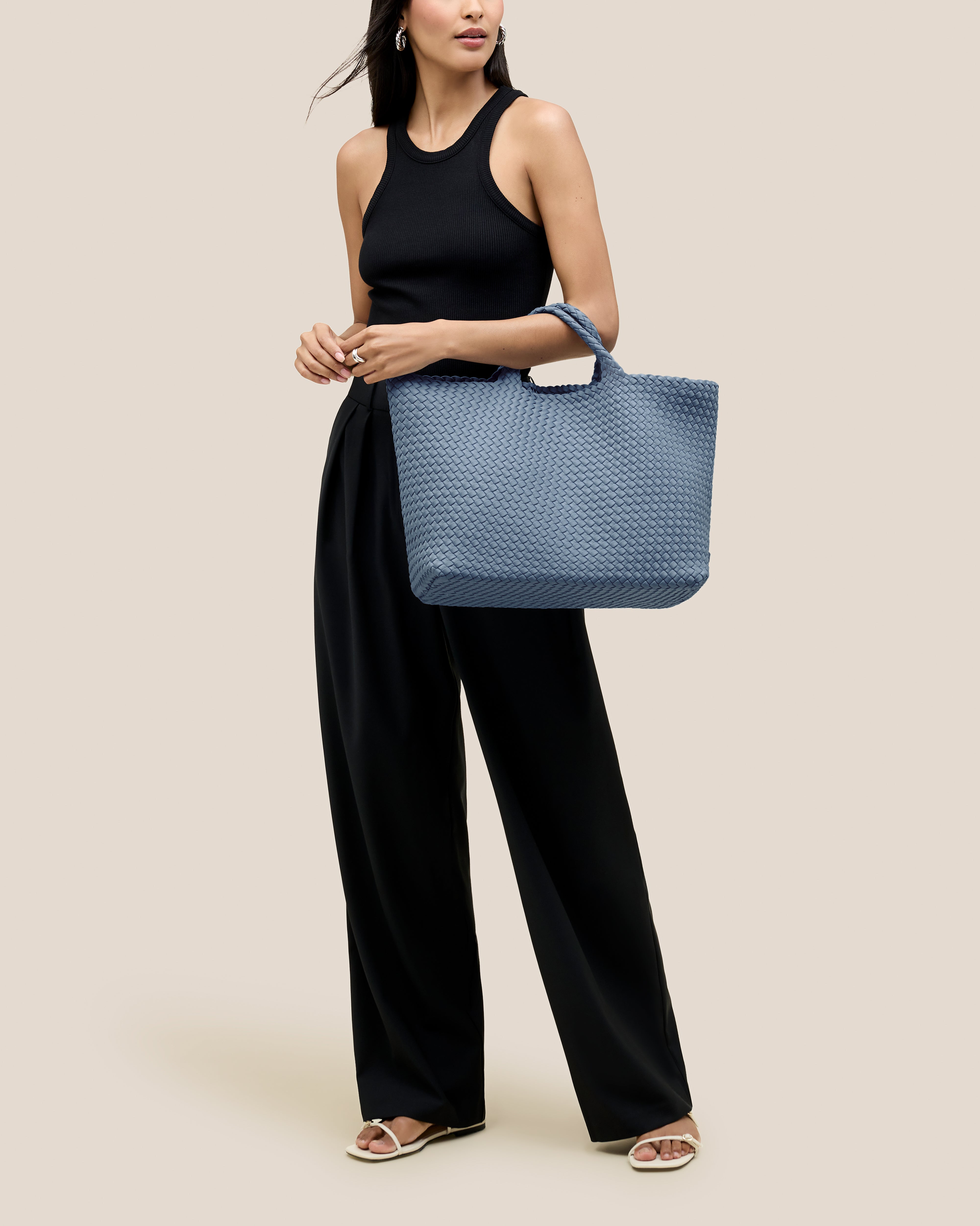 St. Barths Large Tote | Nova - Model Full