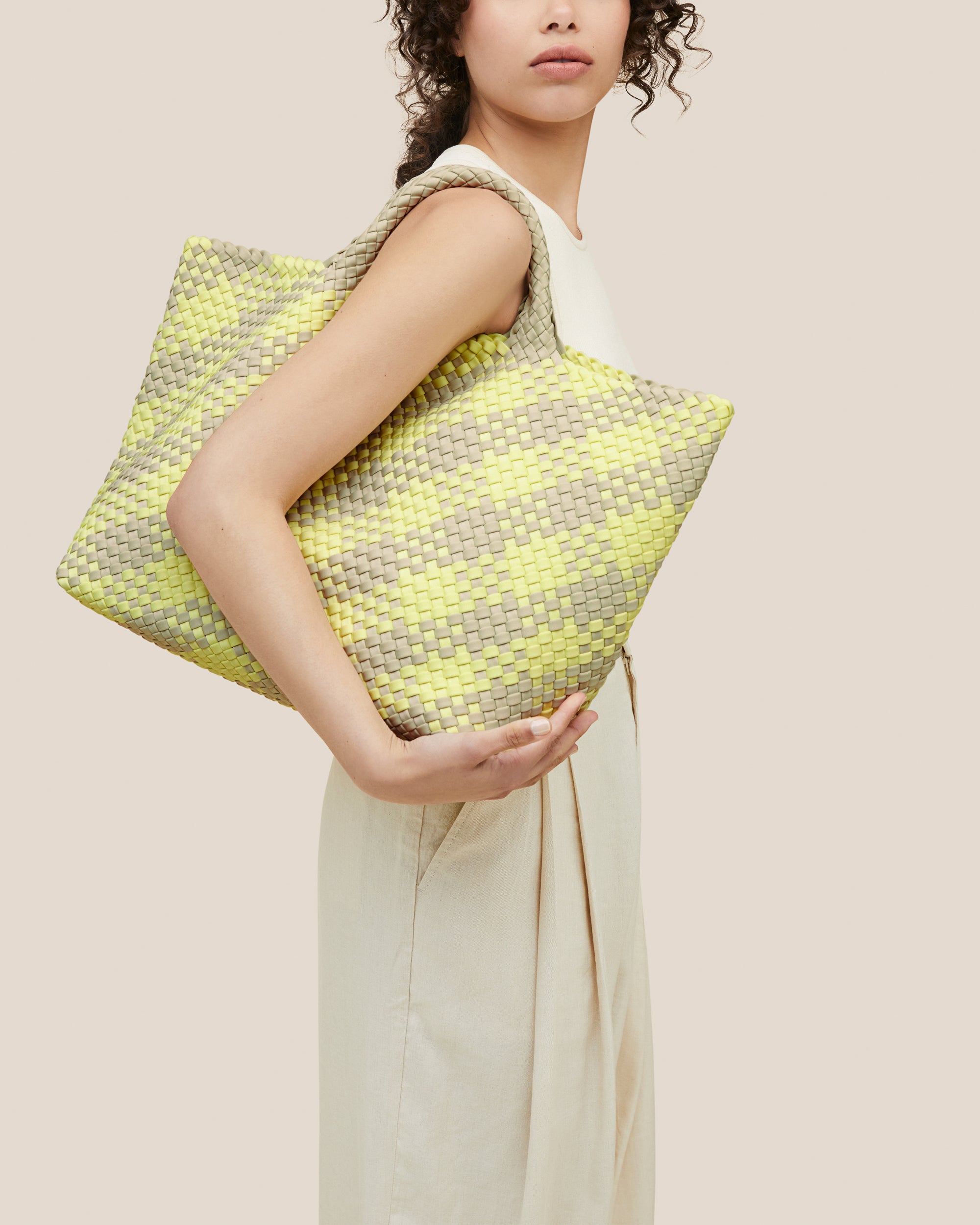 環境に配慮した★NAGHEDI★St. Barths Large Tote Plaid Naghedi St. Barths Large Plaid Tote | $315.00 | Saint Bernard