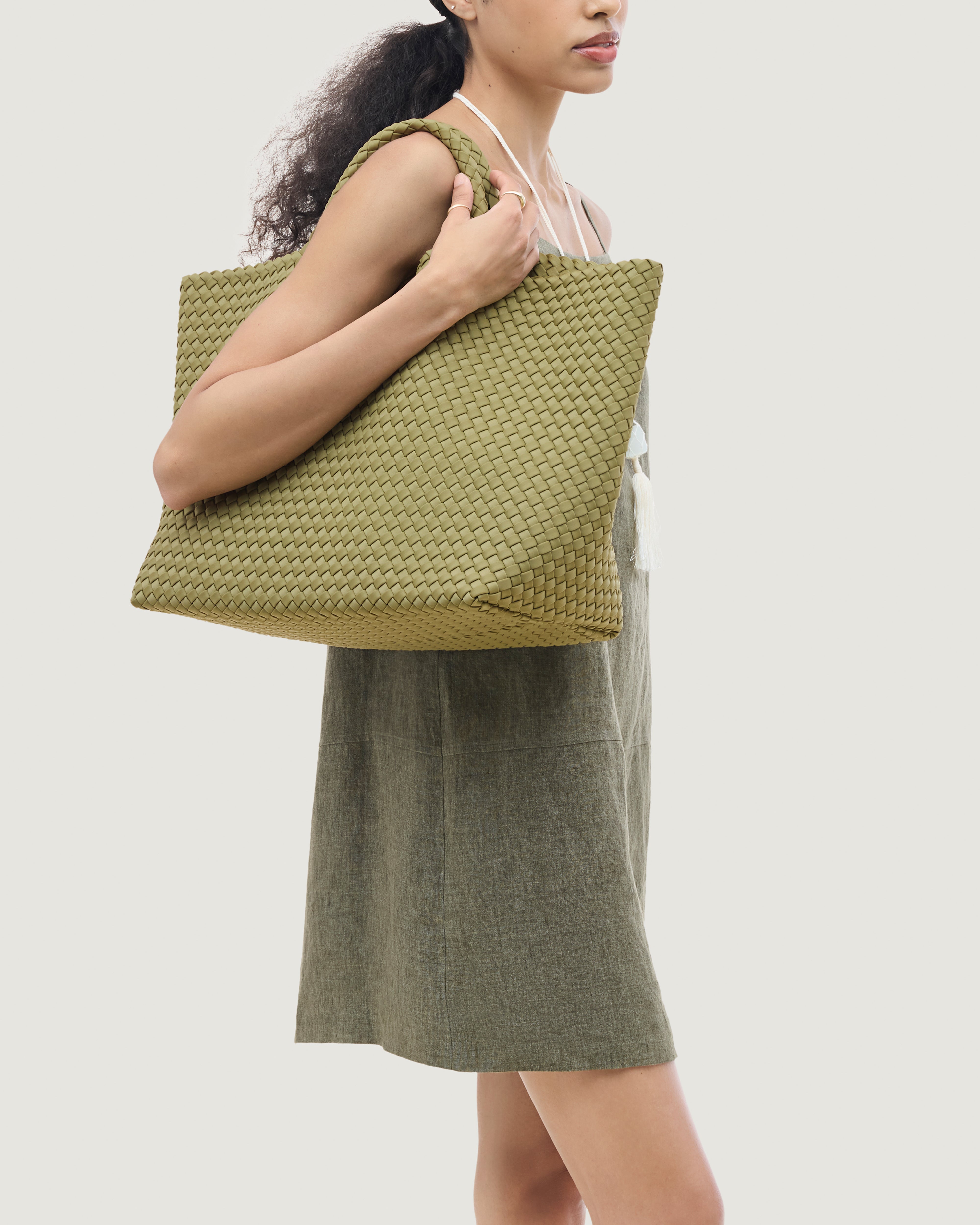 Luxury Woven Totes: The Ultimate Travel & Work Bag | NAGHEDI