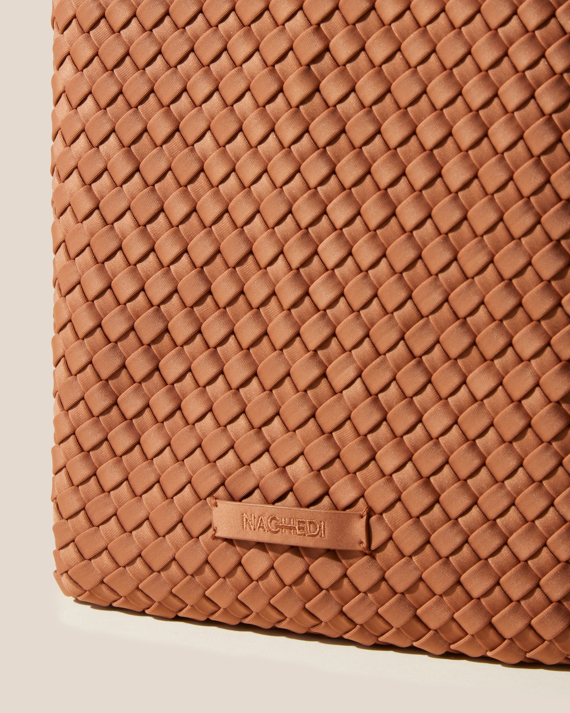St. Barths Large Tote in Cocoa | Detail