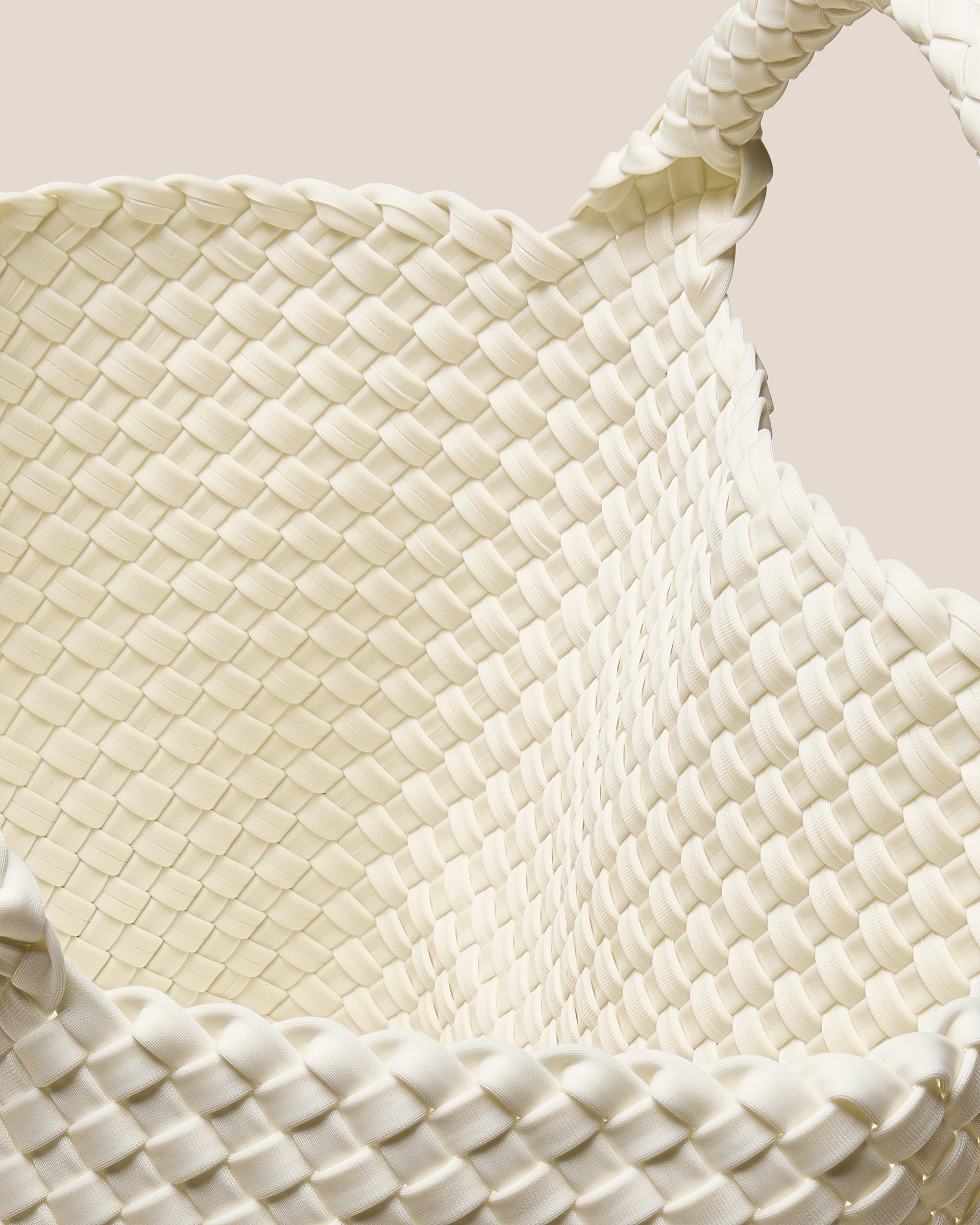 St. Barths Medium Tote in Jasmine | Interior