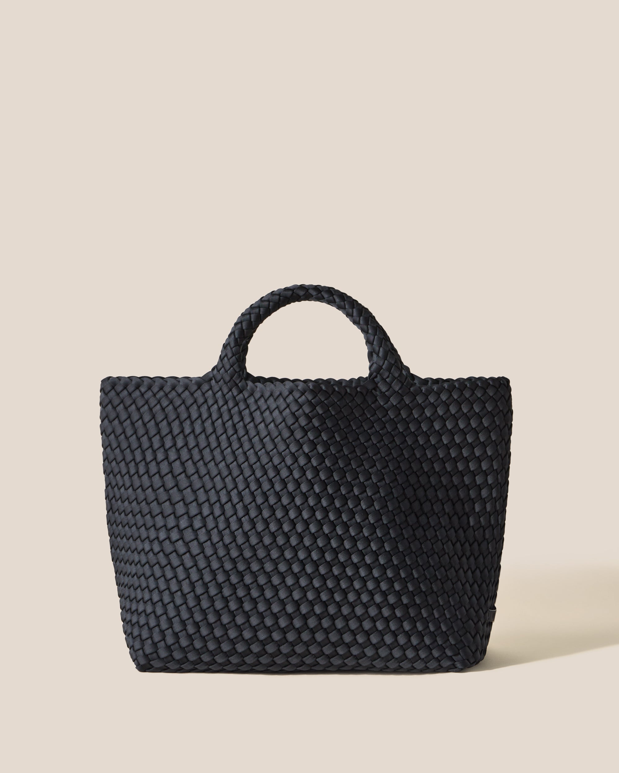 St. Barths Medium Tote in Onyx | Main