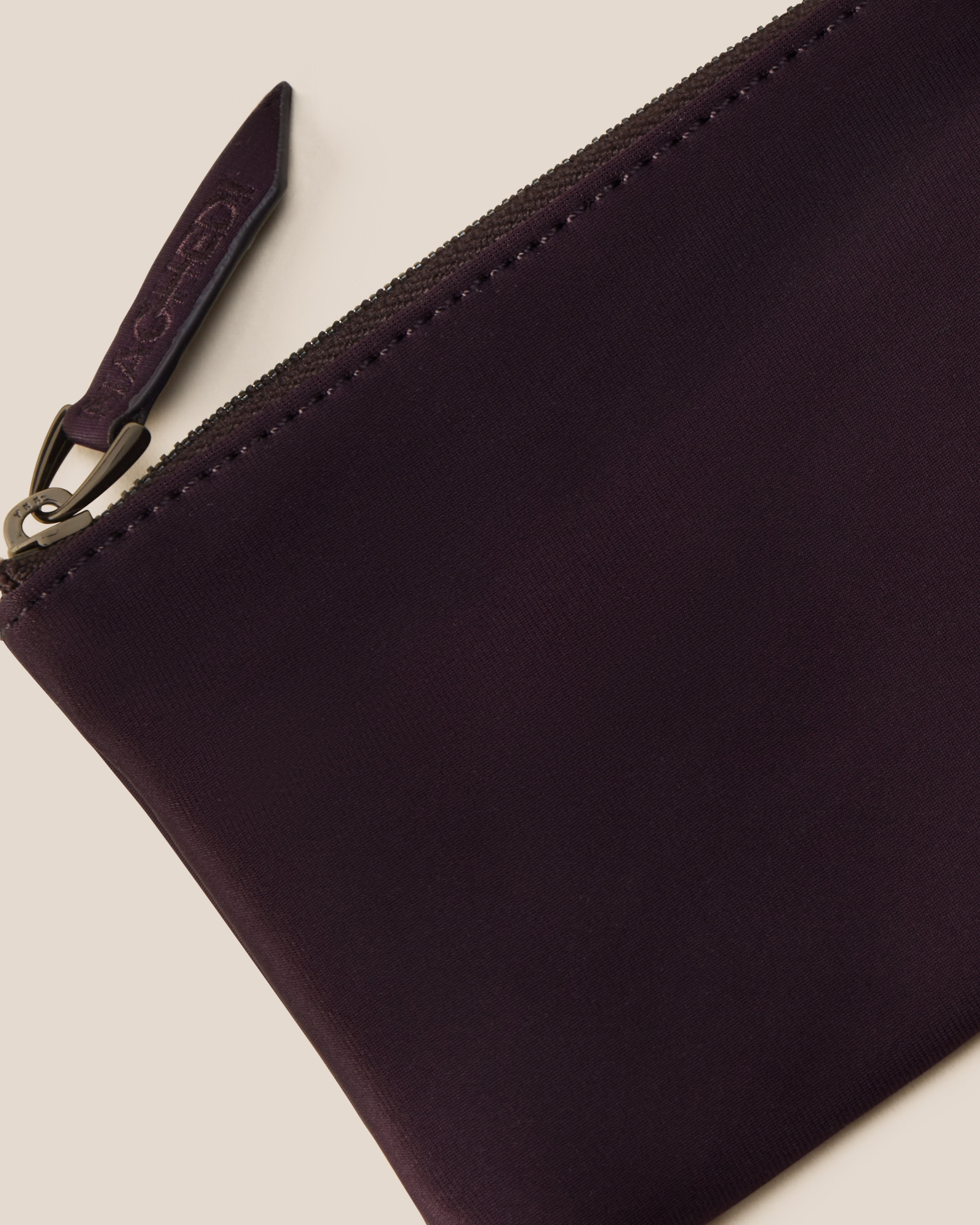 St. Barths Petit Tote | Aubergine | Pouch