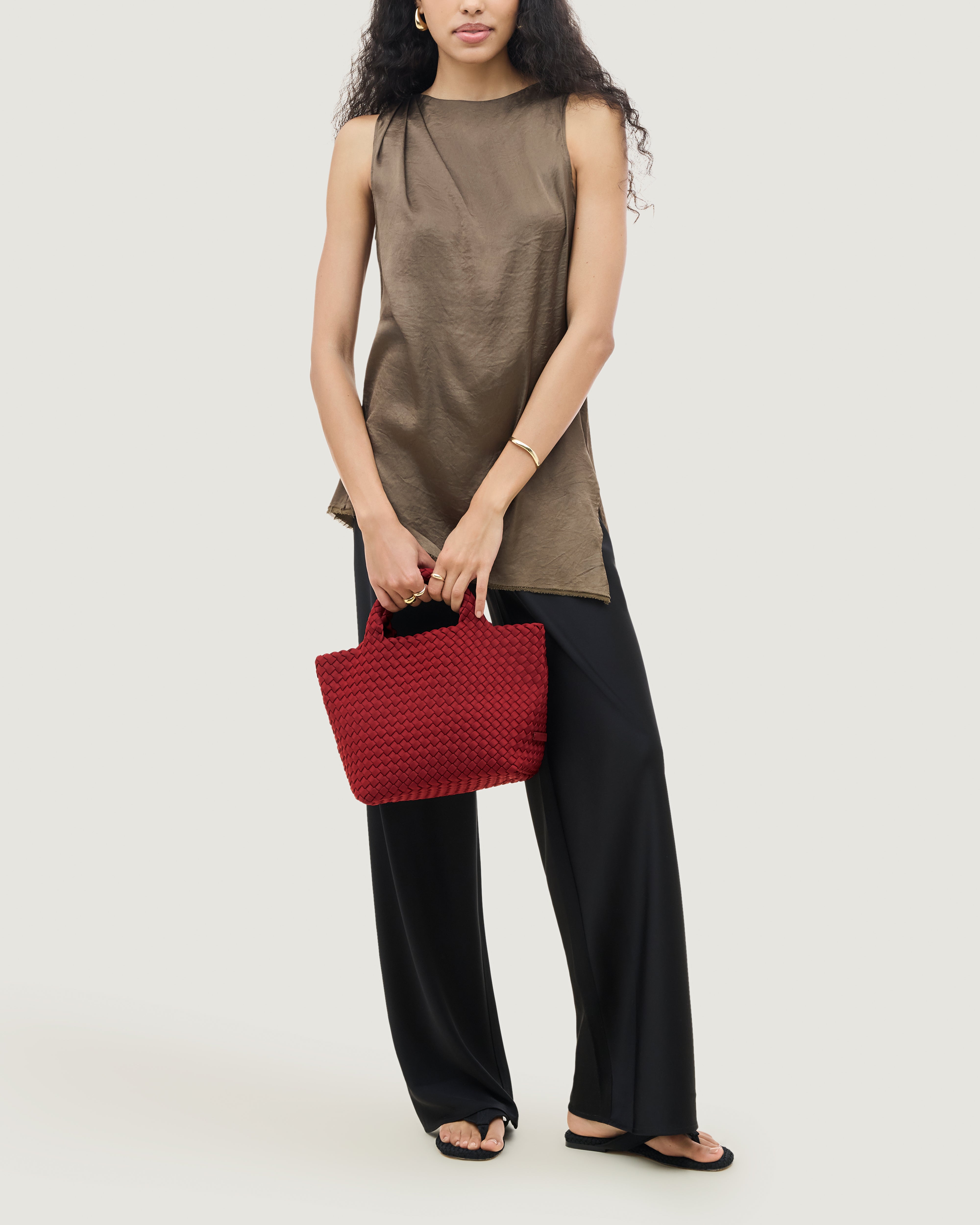 Luxury Woven Totes: The Ultimate Travel & Work Bag | NAGHEDI