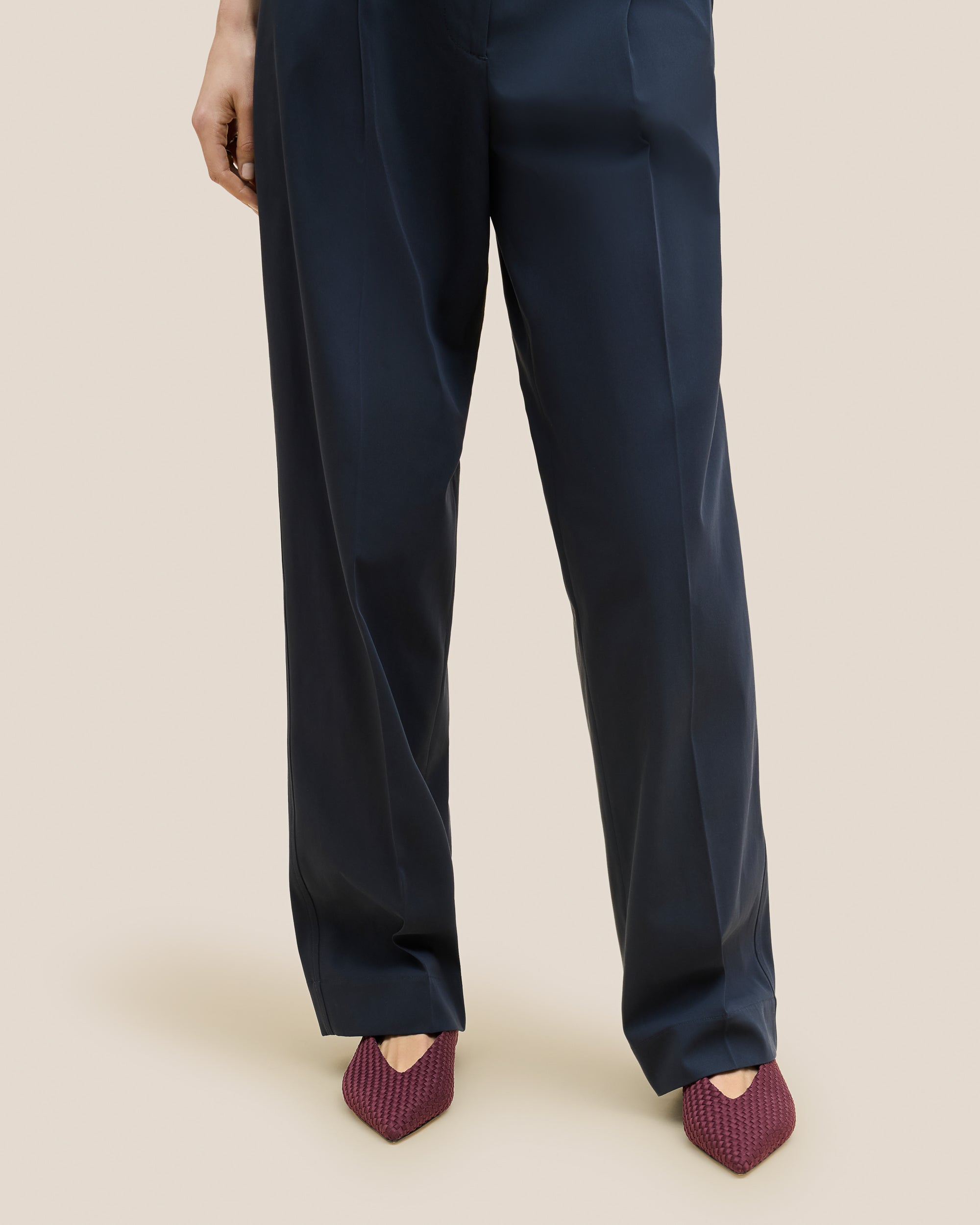 Strada Flats in Bordeaux shown on model.