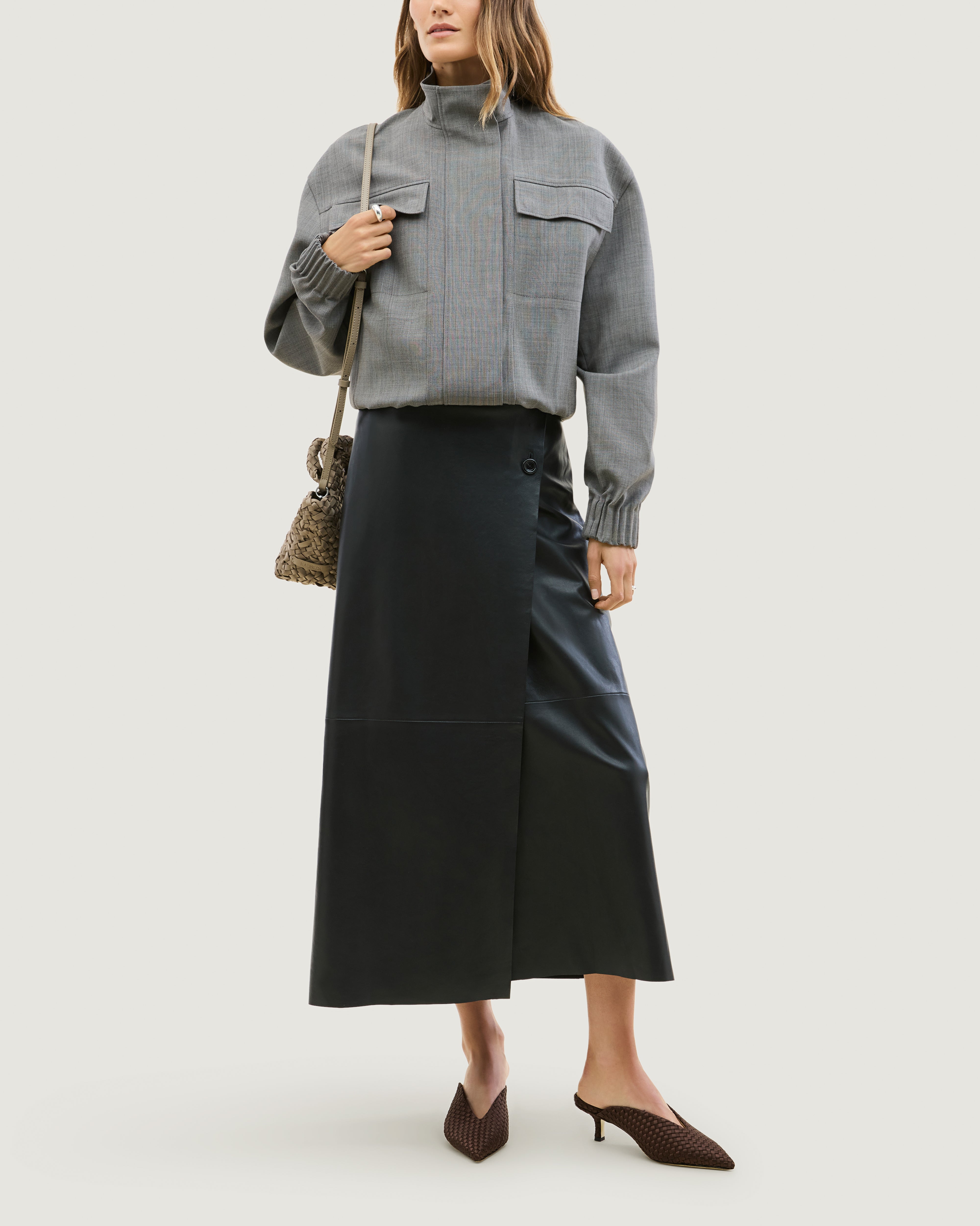 Strada in Chocolate shown on model.