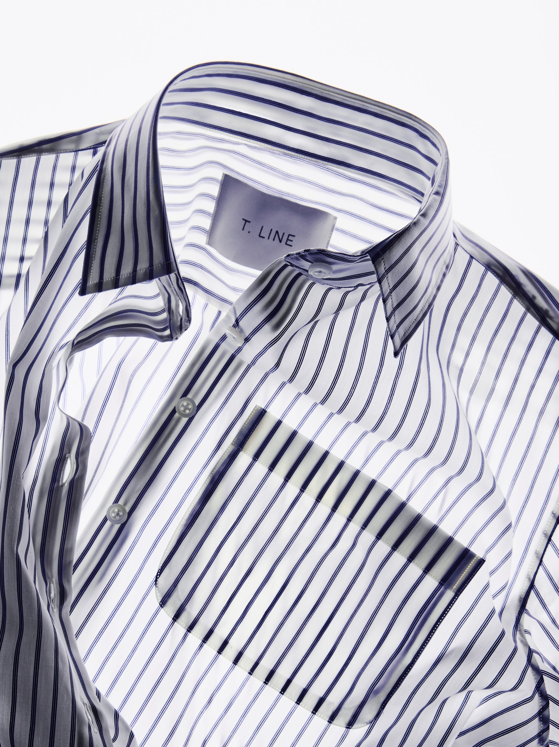 T. Line Coco Cropped Shirt in Navy Triple Stripe | Detail
