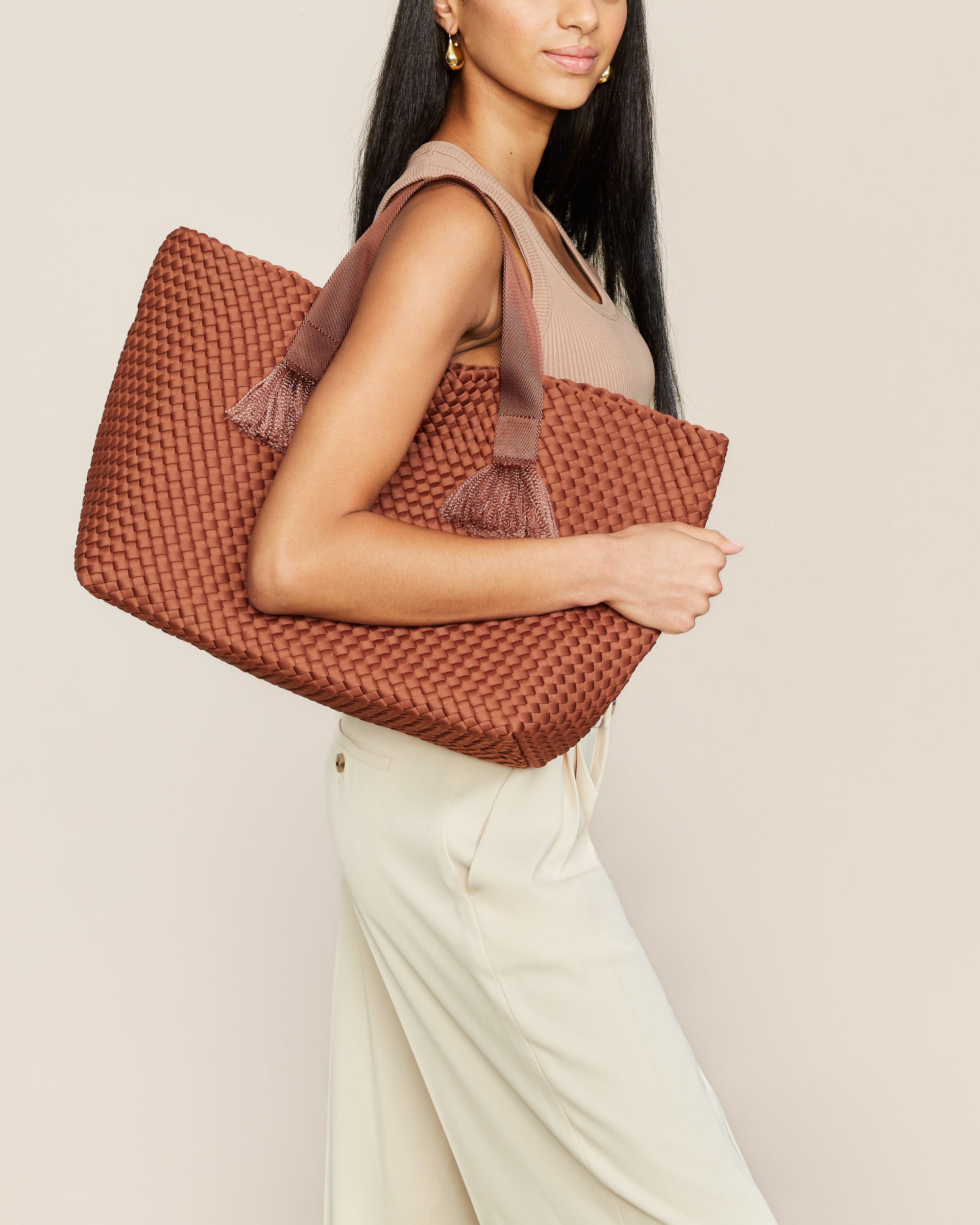 Tulum Large Tote in Adobe | On Model Close Up