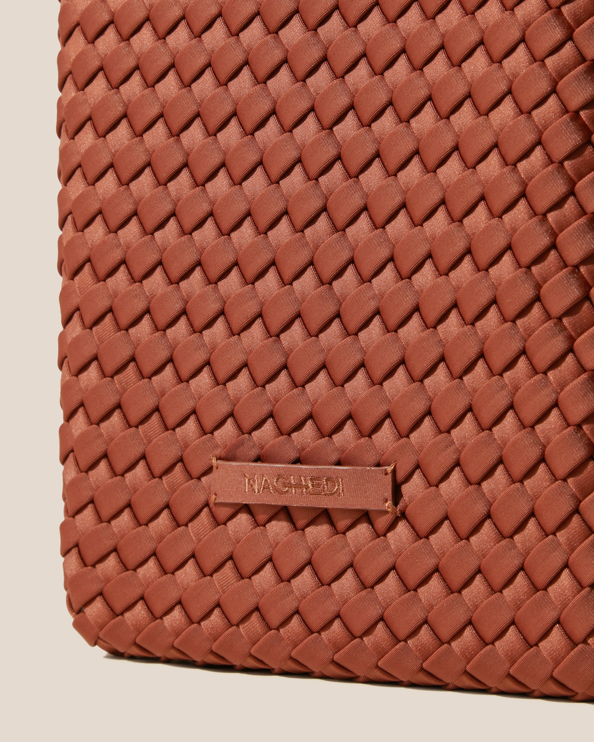 Tulum Medium Tote in Adobe | Detail