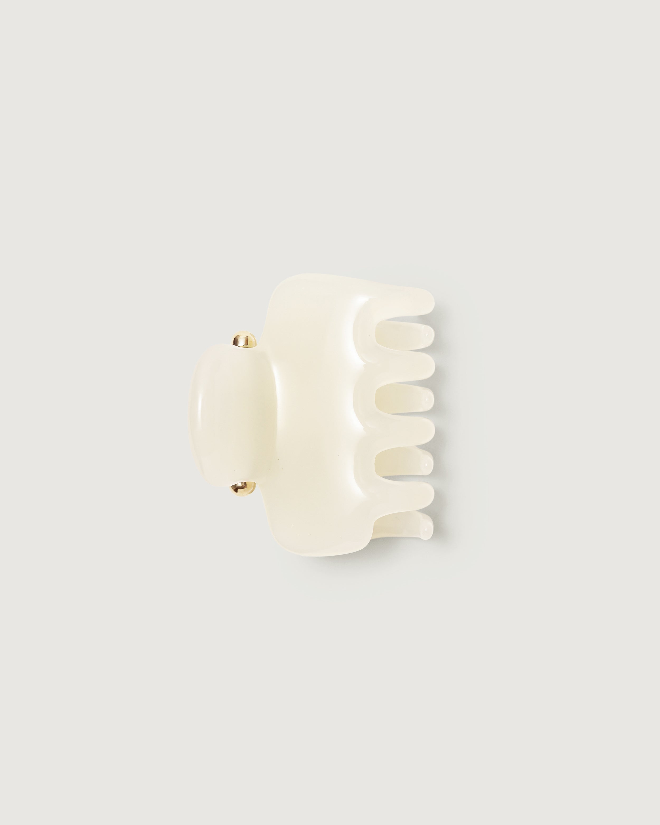 UNDO Hairware No. 2 Claw Clip in Alabaster | Main