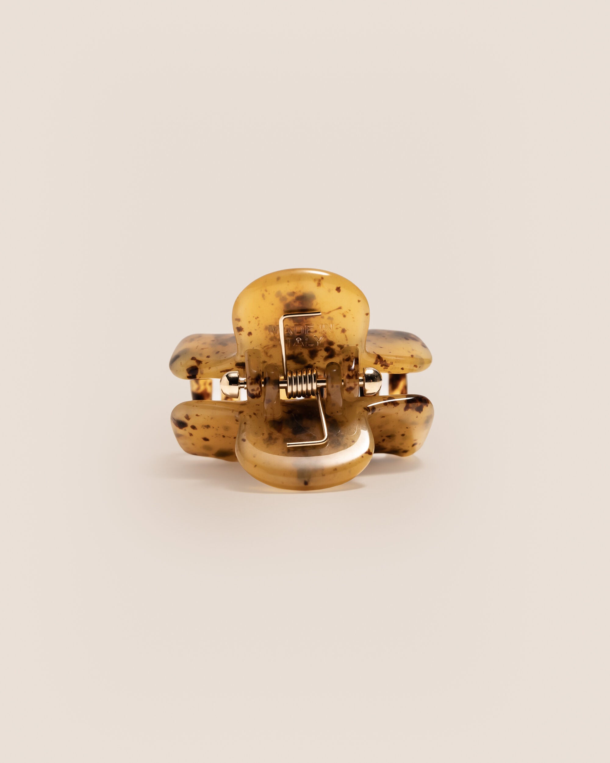 UNDO Hairware No. 2 Claw Clip | Tortoiseshell