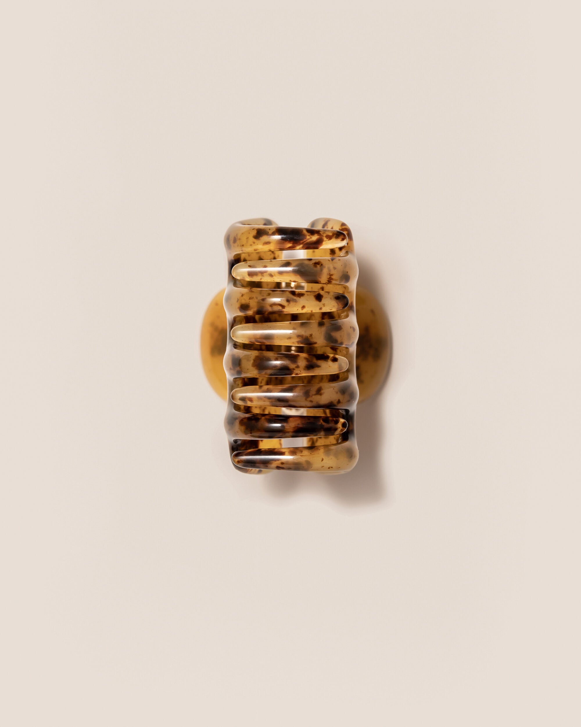 UNDO Hairware No. 2 Claw Clip in Tortoiseshell | Side